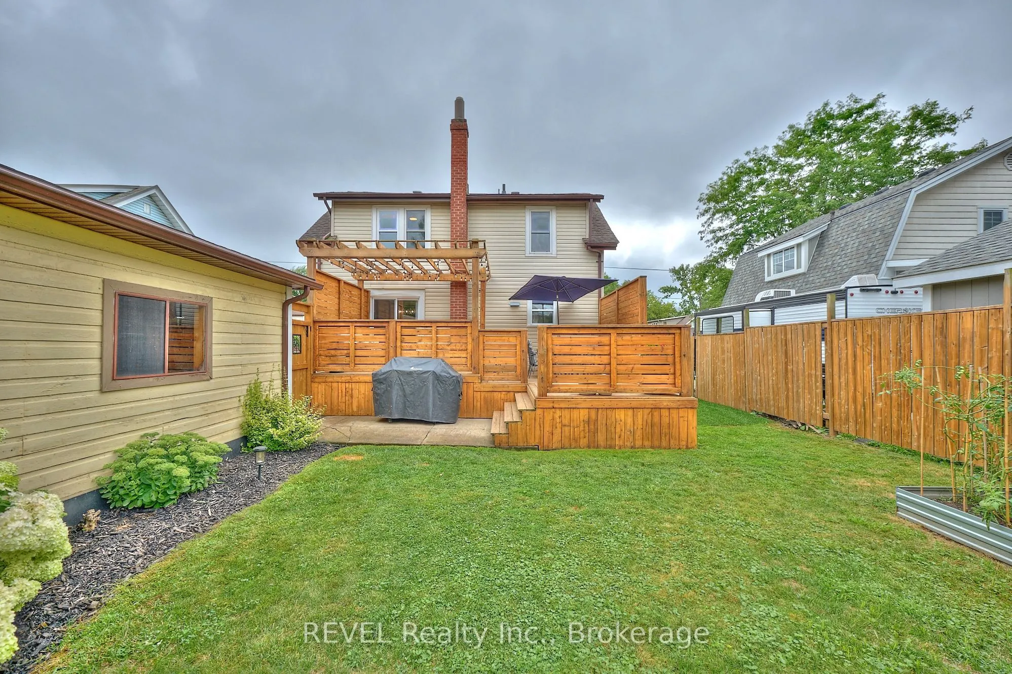 5849 Symmes Street