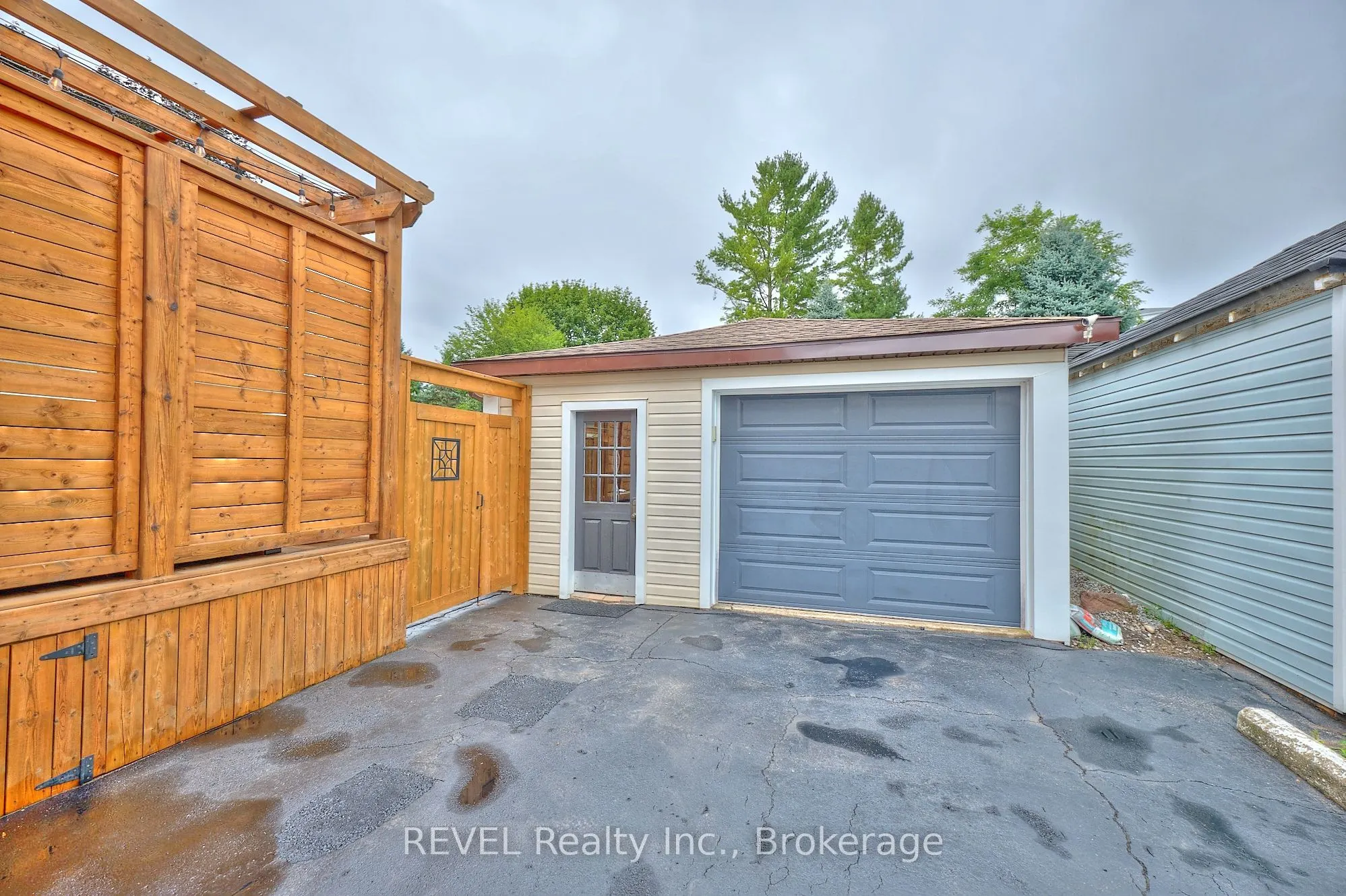 5849 Symmes Street