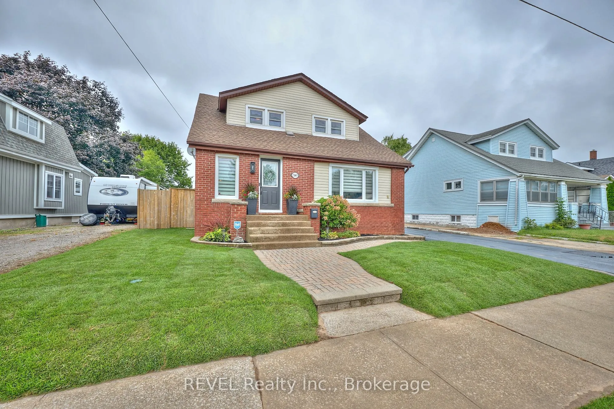 5849 Symmes Street