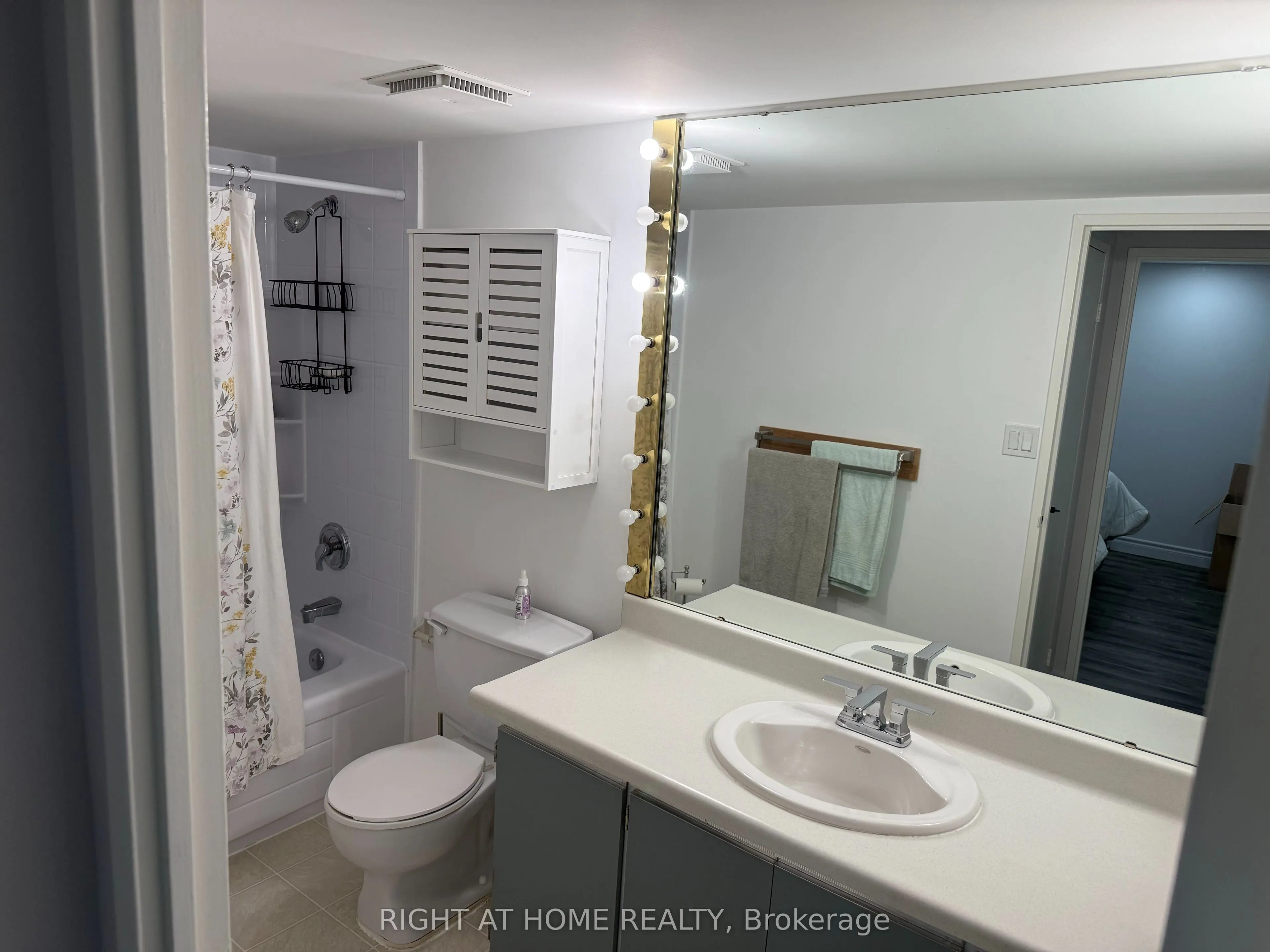 89 Westwood Road, #505
