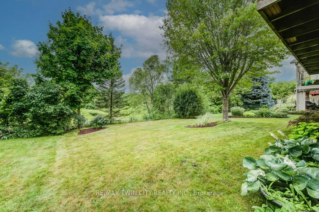 670 Salzburg Drive SW