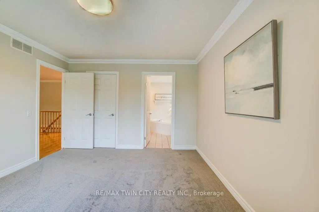 670 Salzburg Drive SW