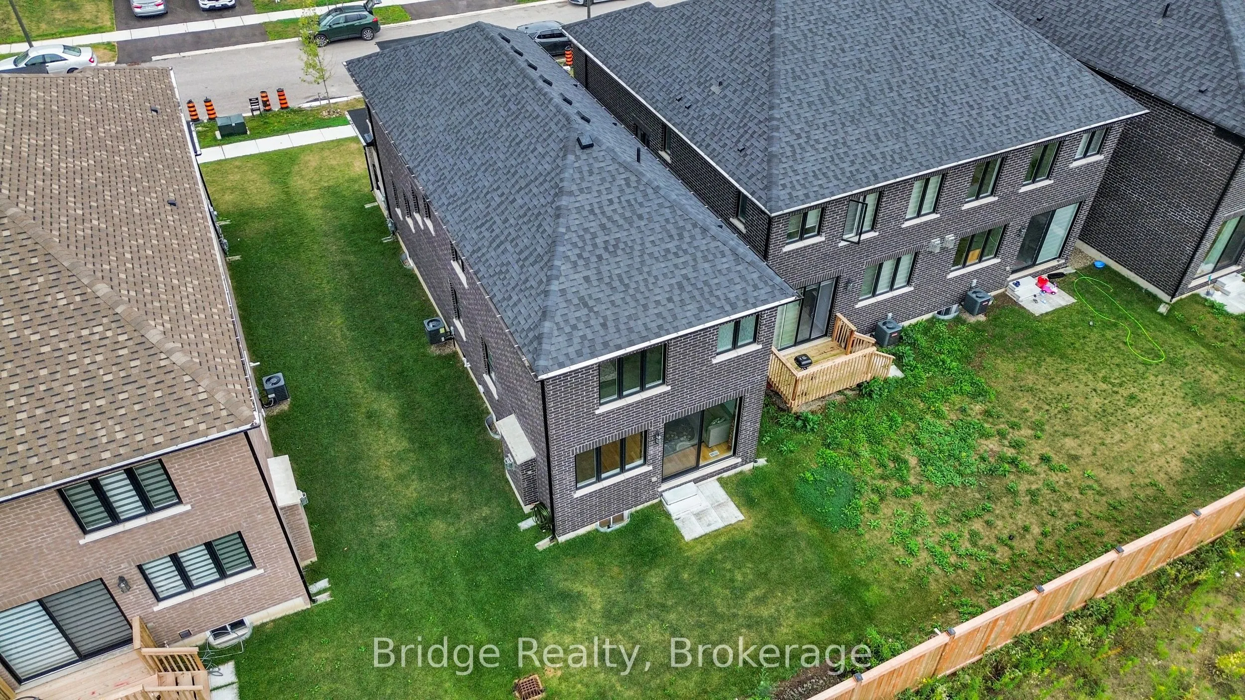 898 Sobeski Avenue