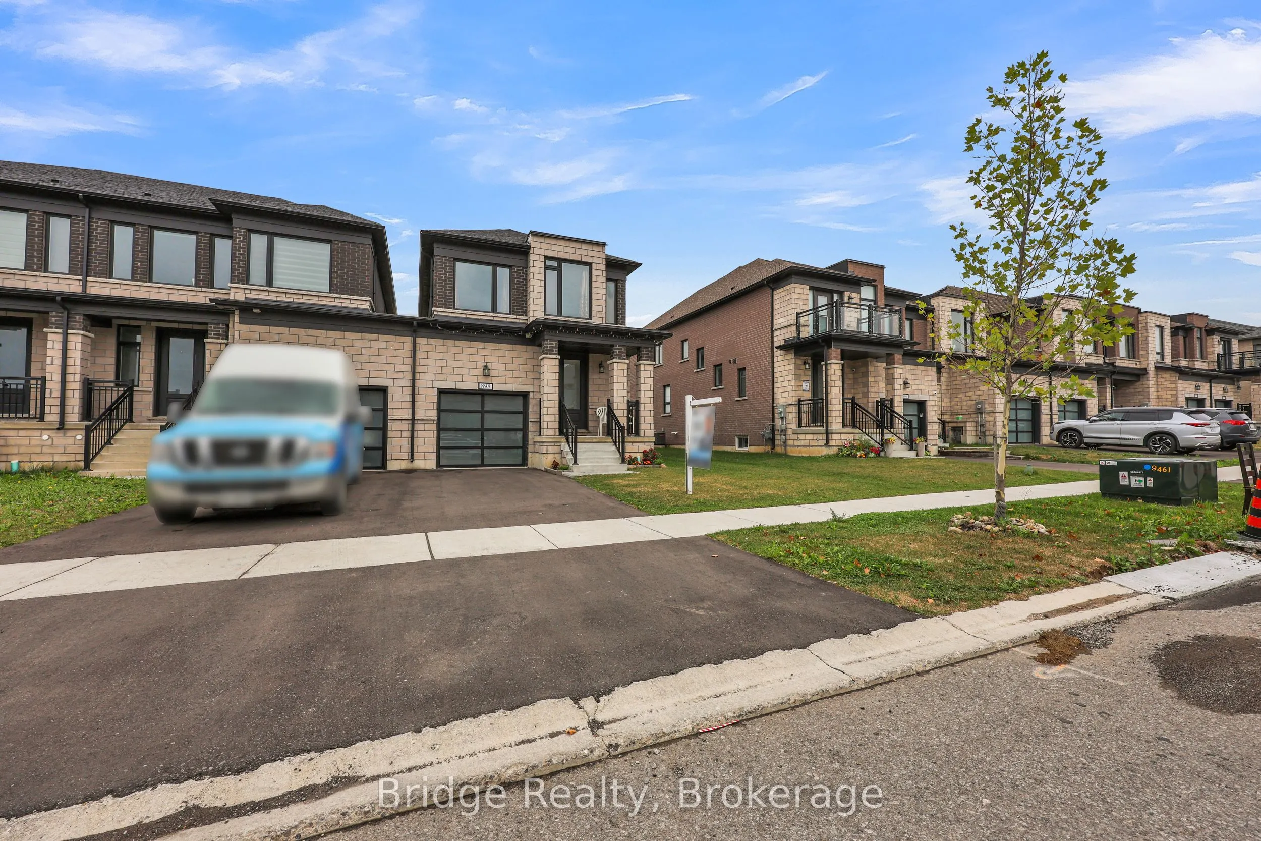 898 Sobeski Avenue