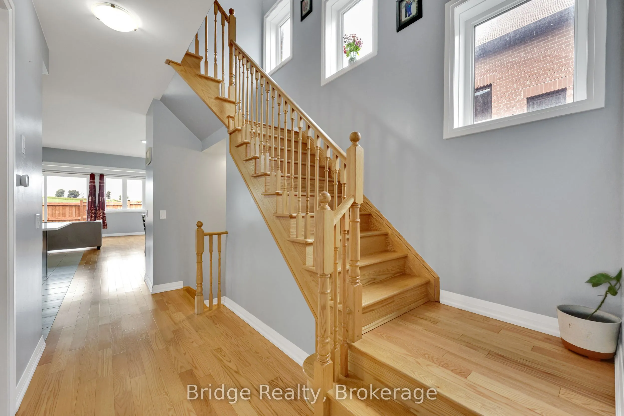 898 Sobeski Avenue