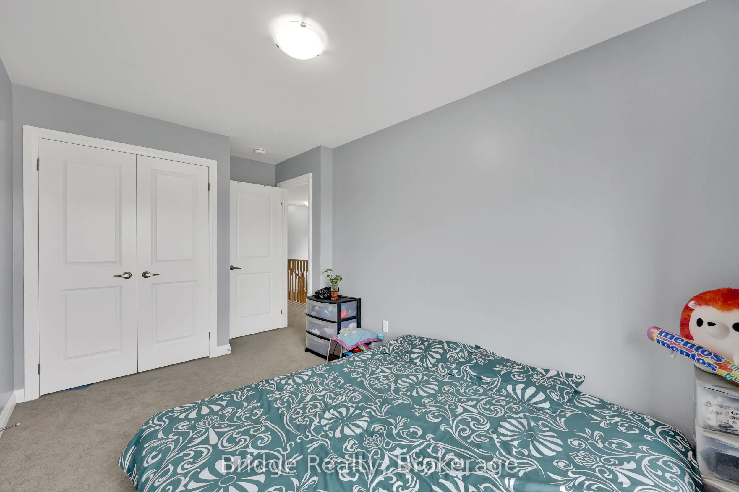 898 Sobeski Avenue