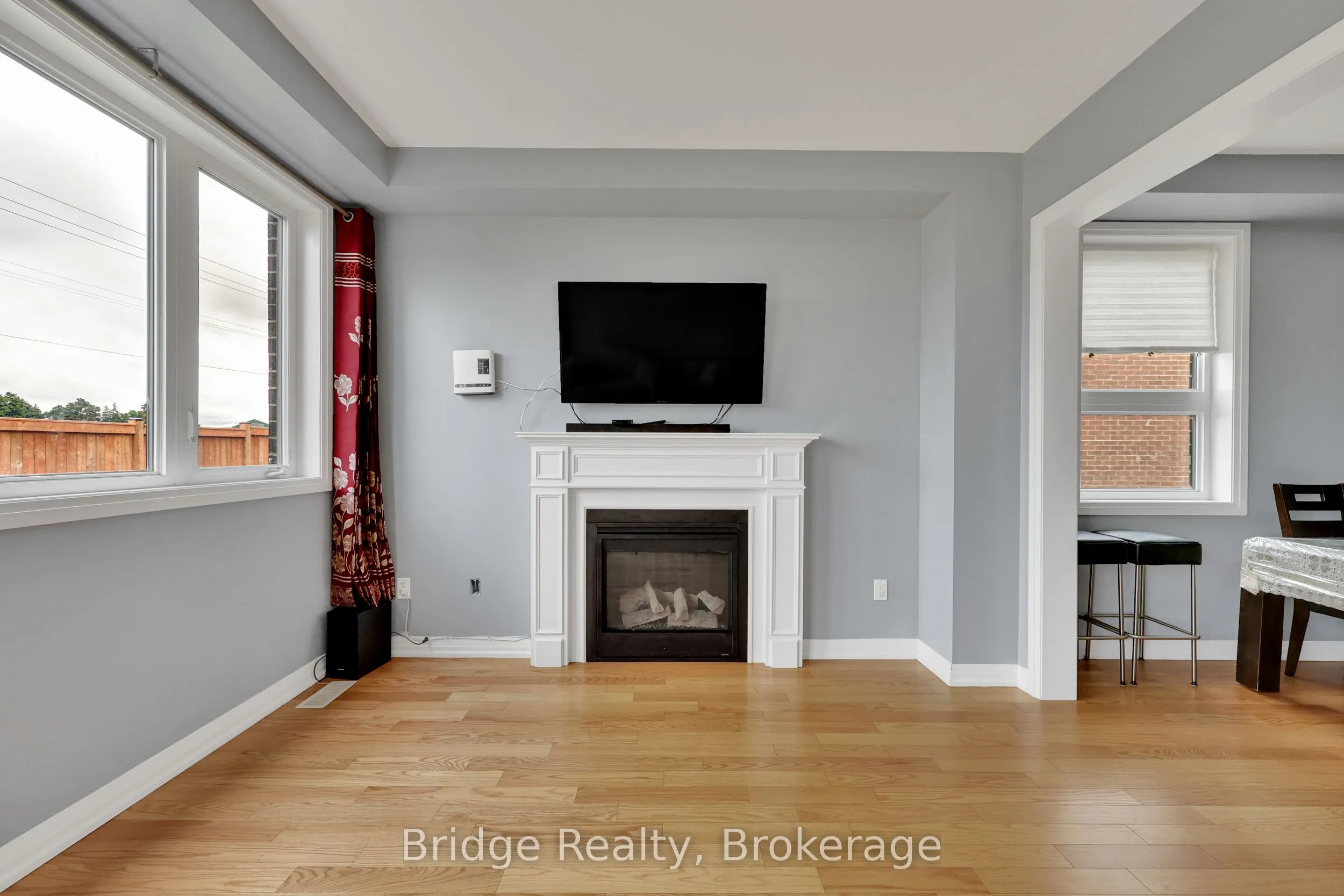 898 Sobeski Avenue