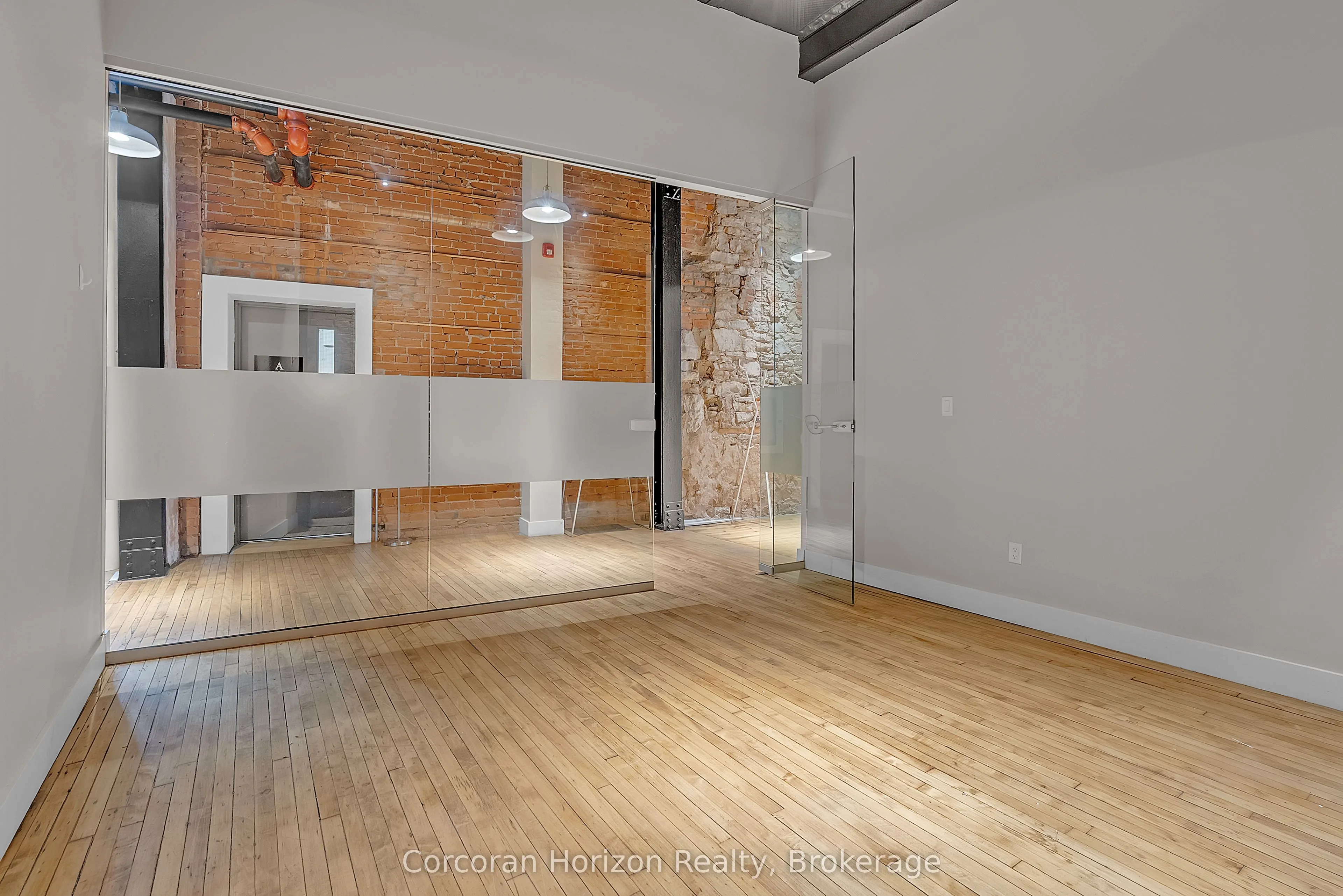 12 JAMES Street N, #201-B