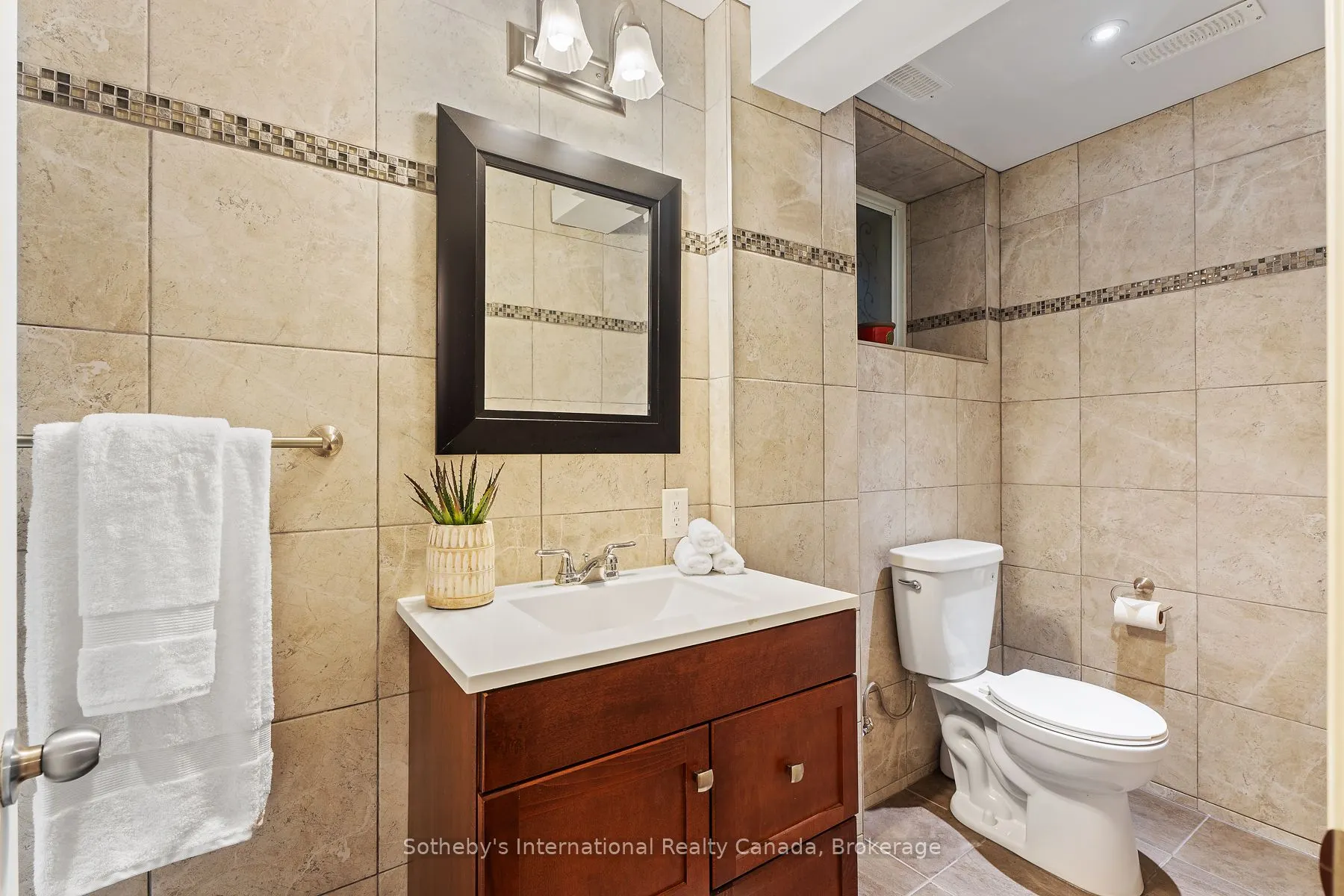 1111 Maplehurst Drive