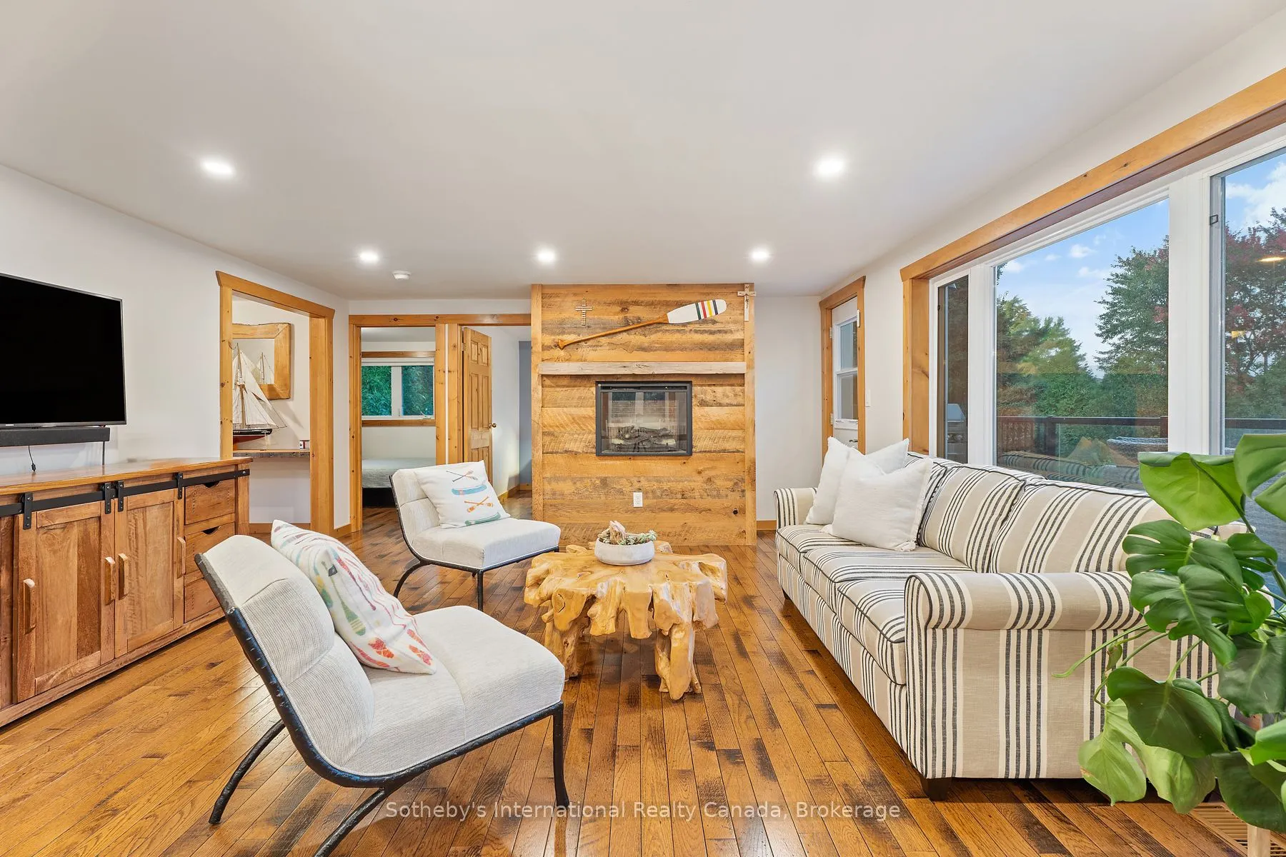 1111 Maplehurst Drive