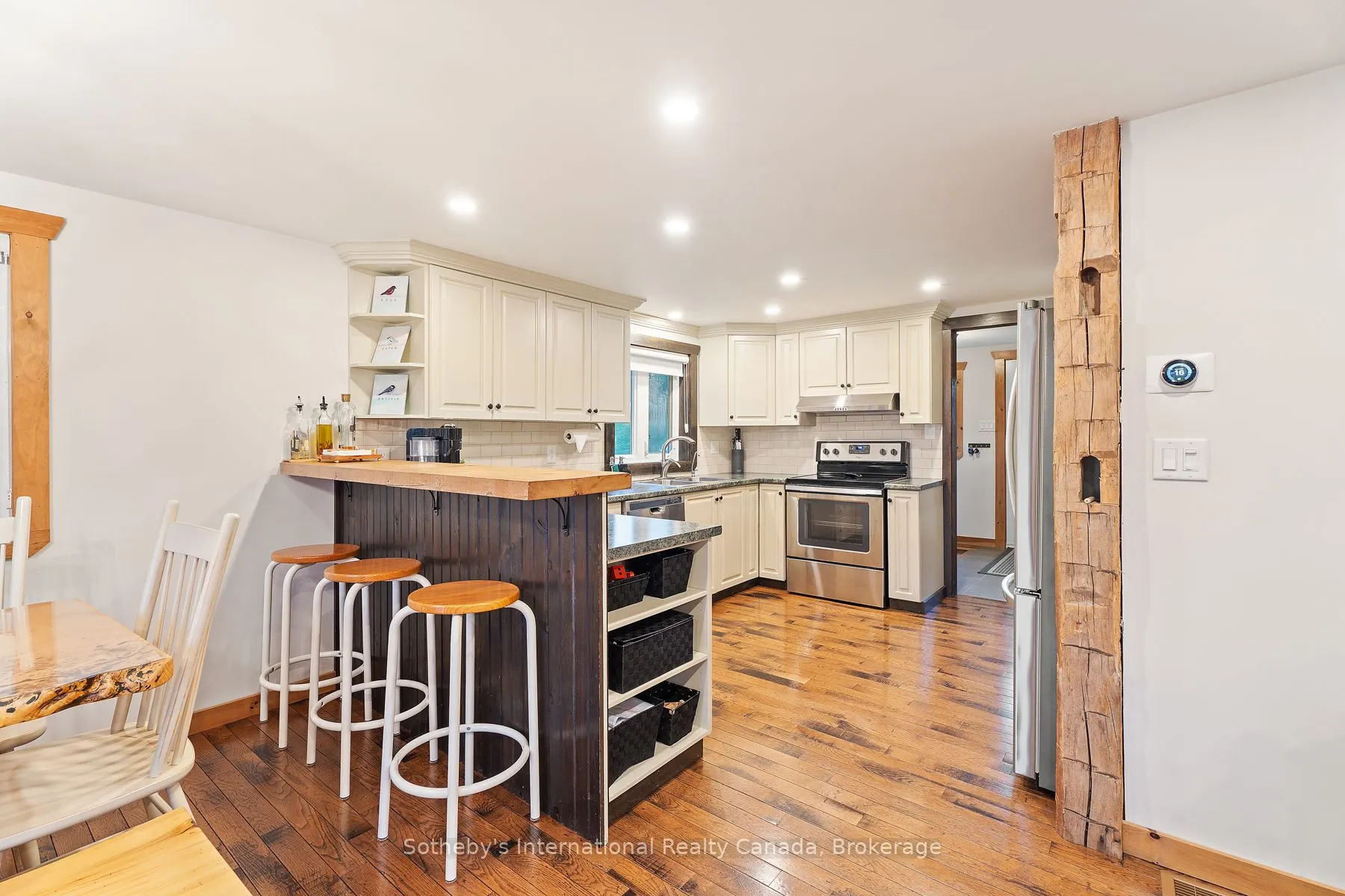 1111 Maplehurst Drive