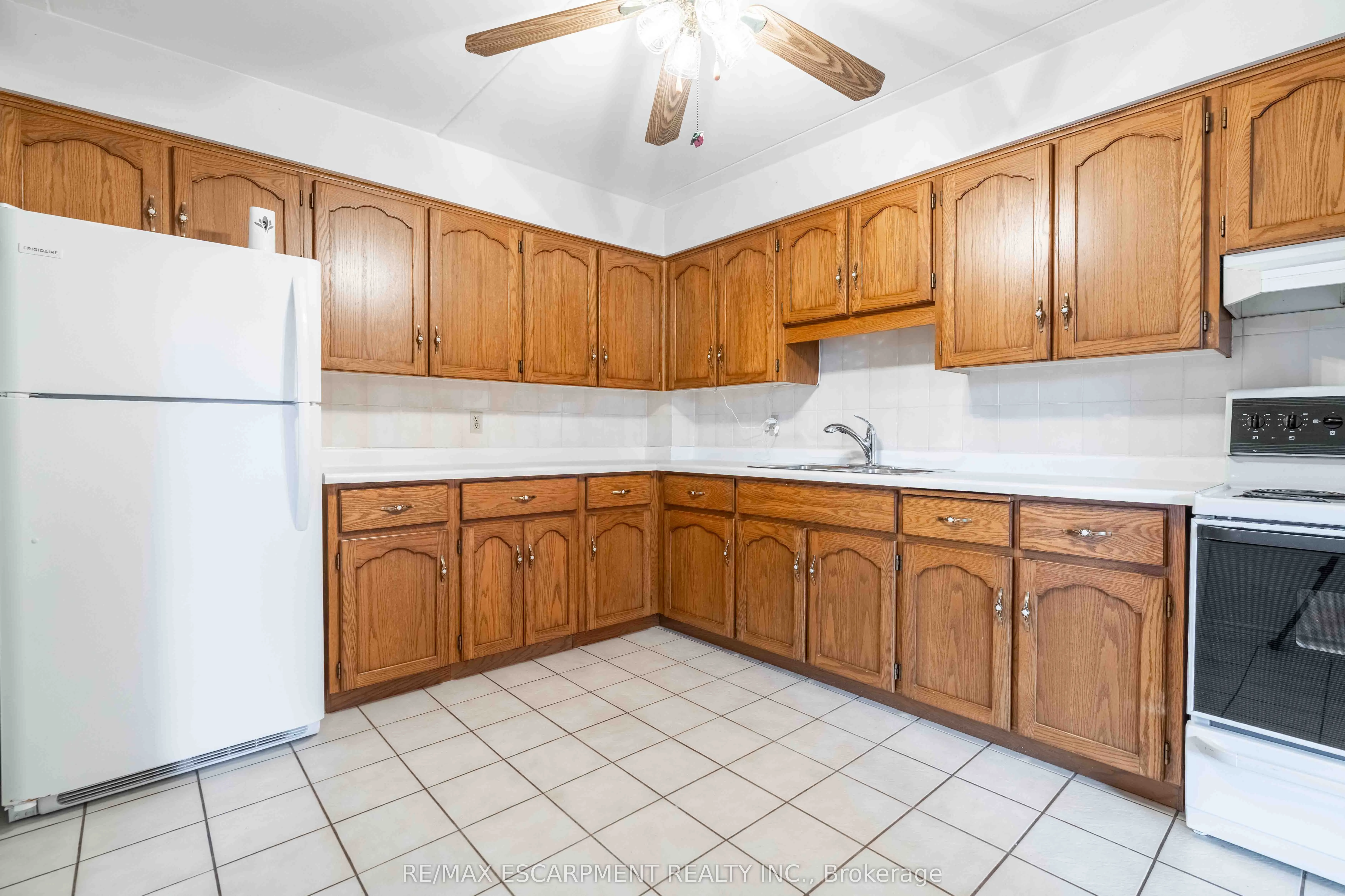 386 Highway 8, #205