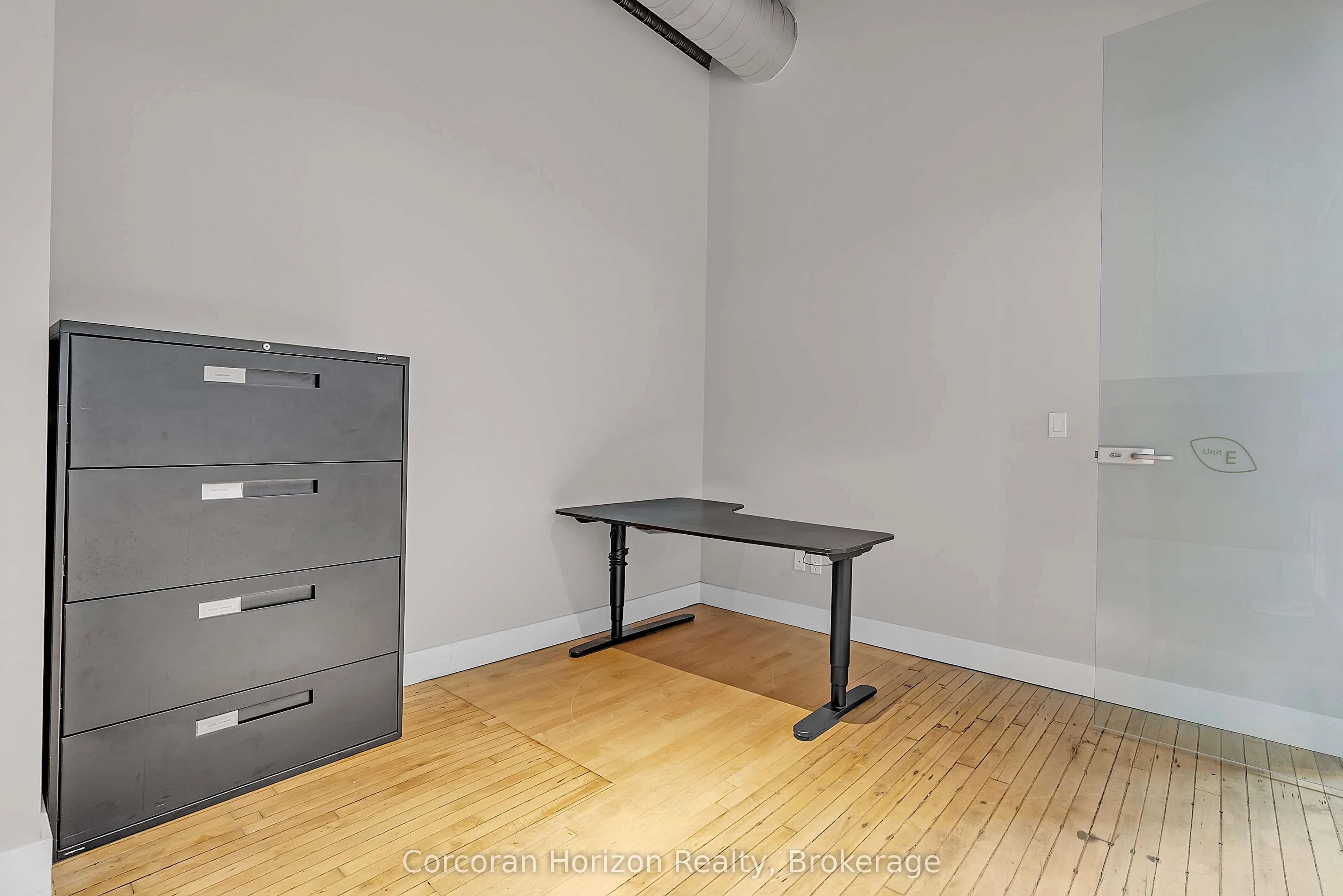 12 JAMES Street N, #201-E