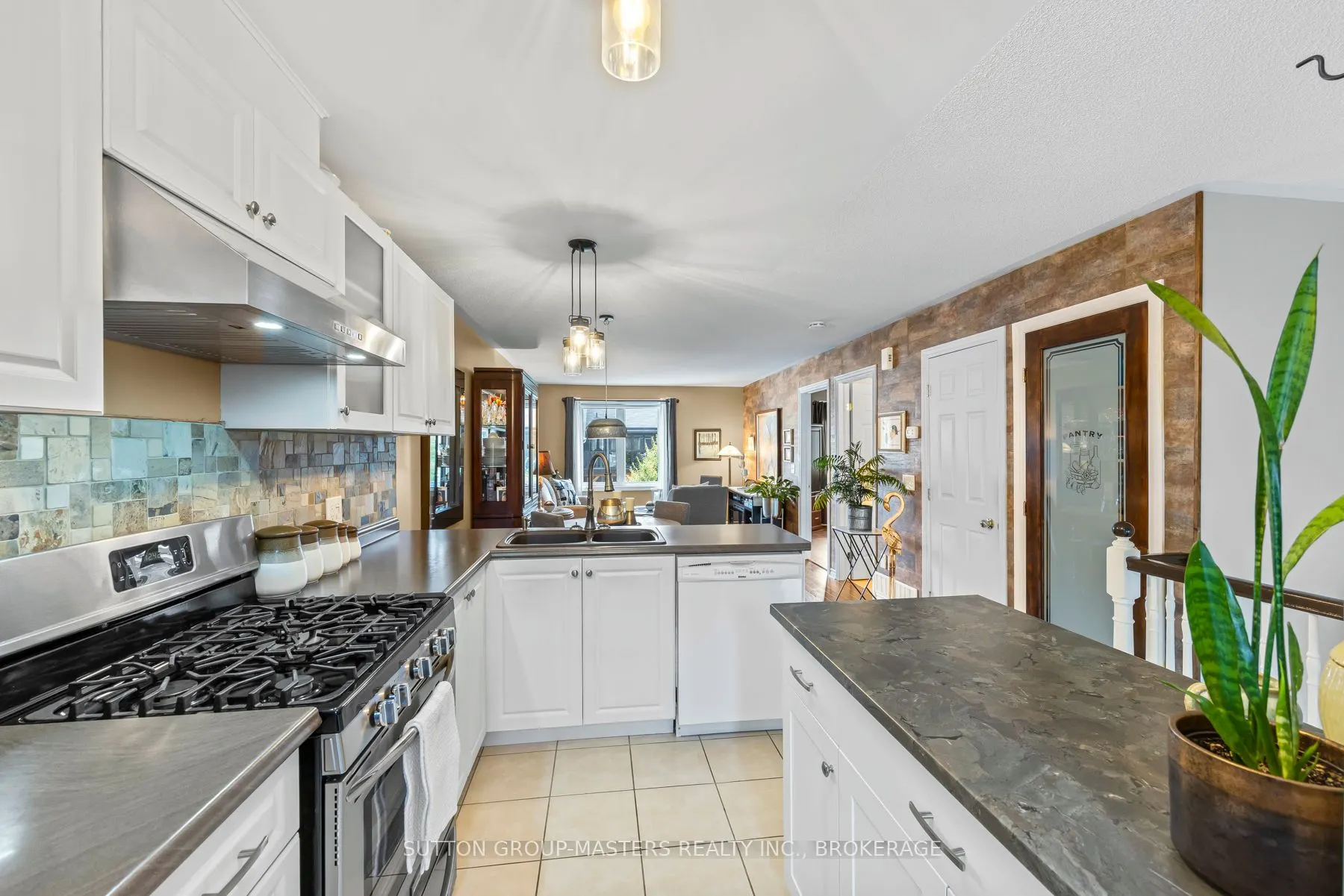 480 Country Club Drive