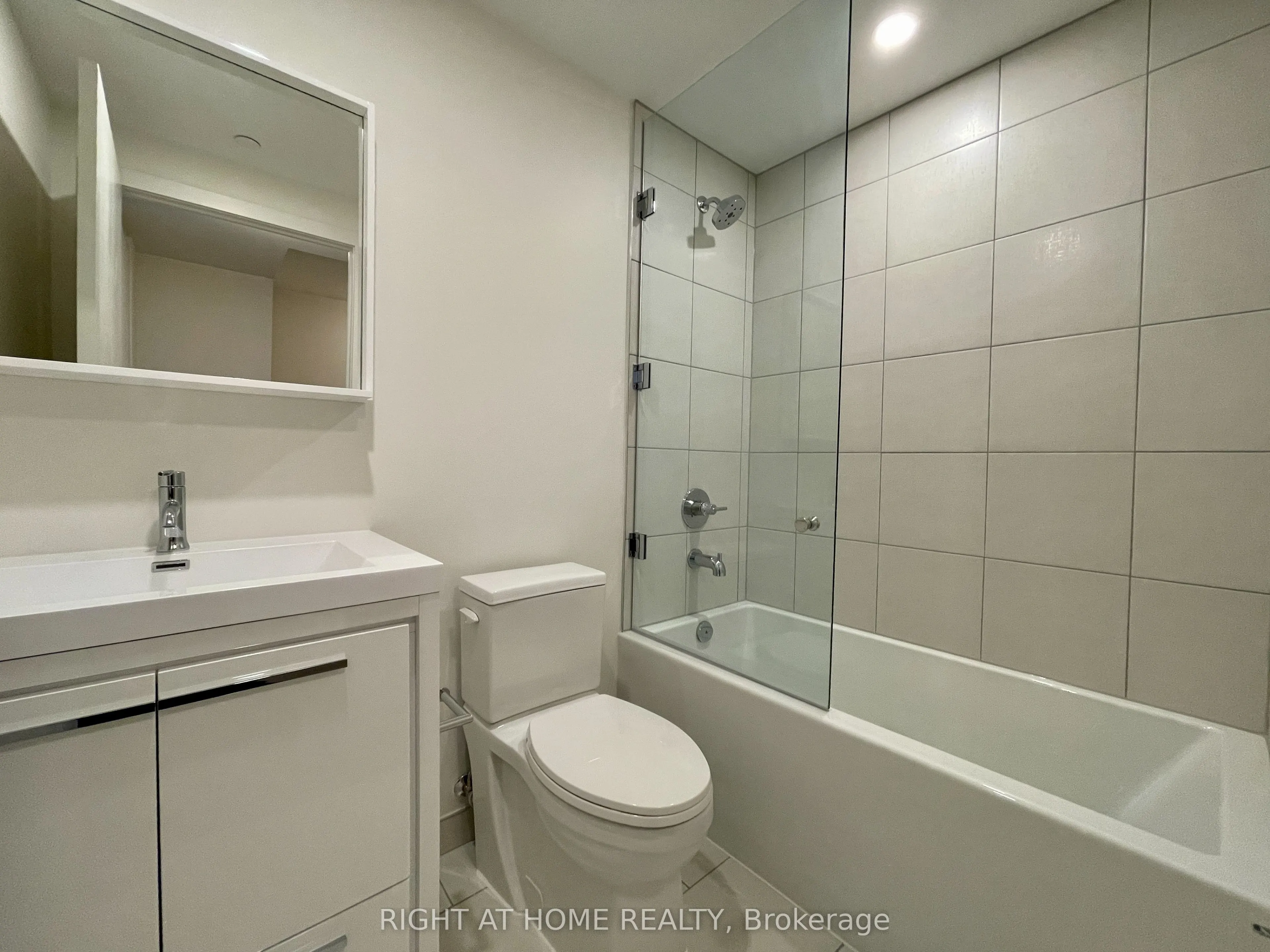 212 King William Street, #515