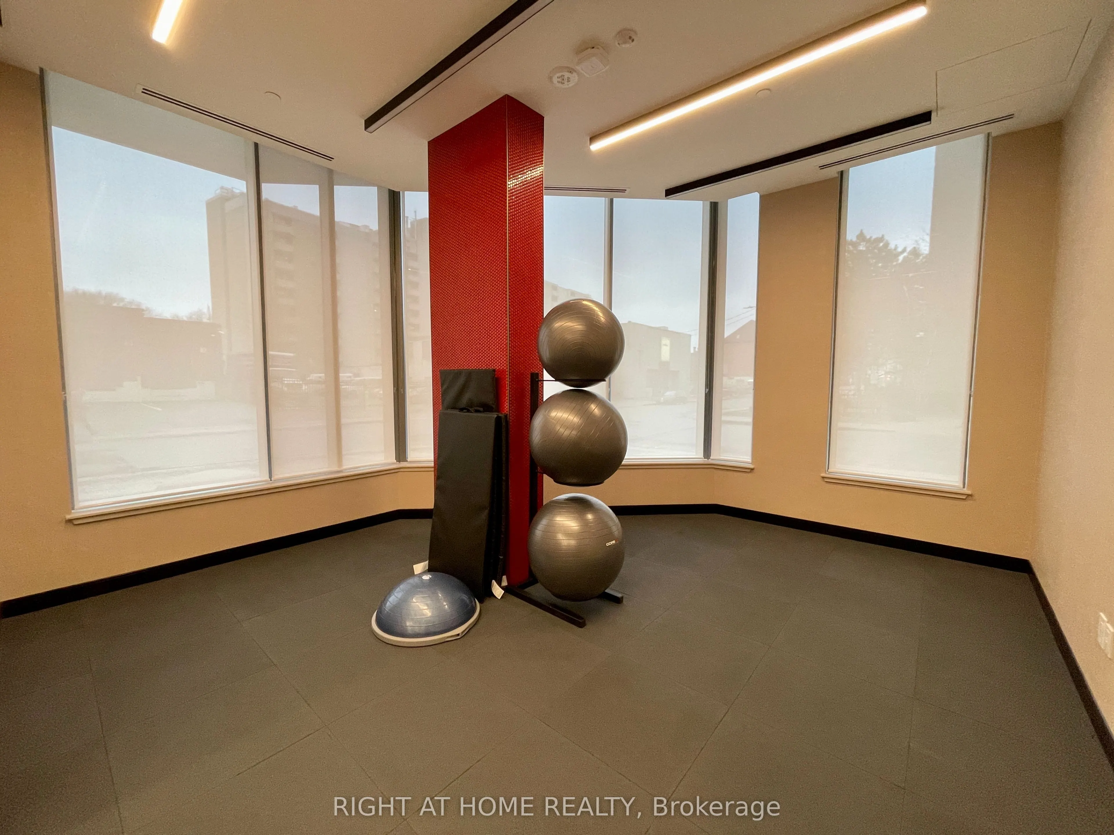 212 King William Street, #515