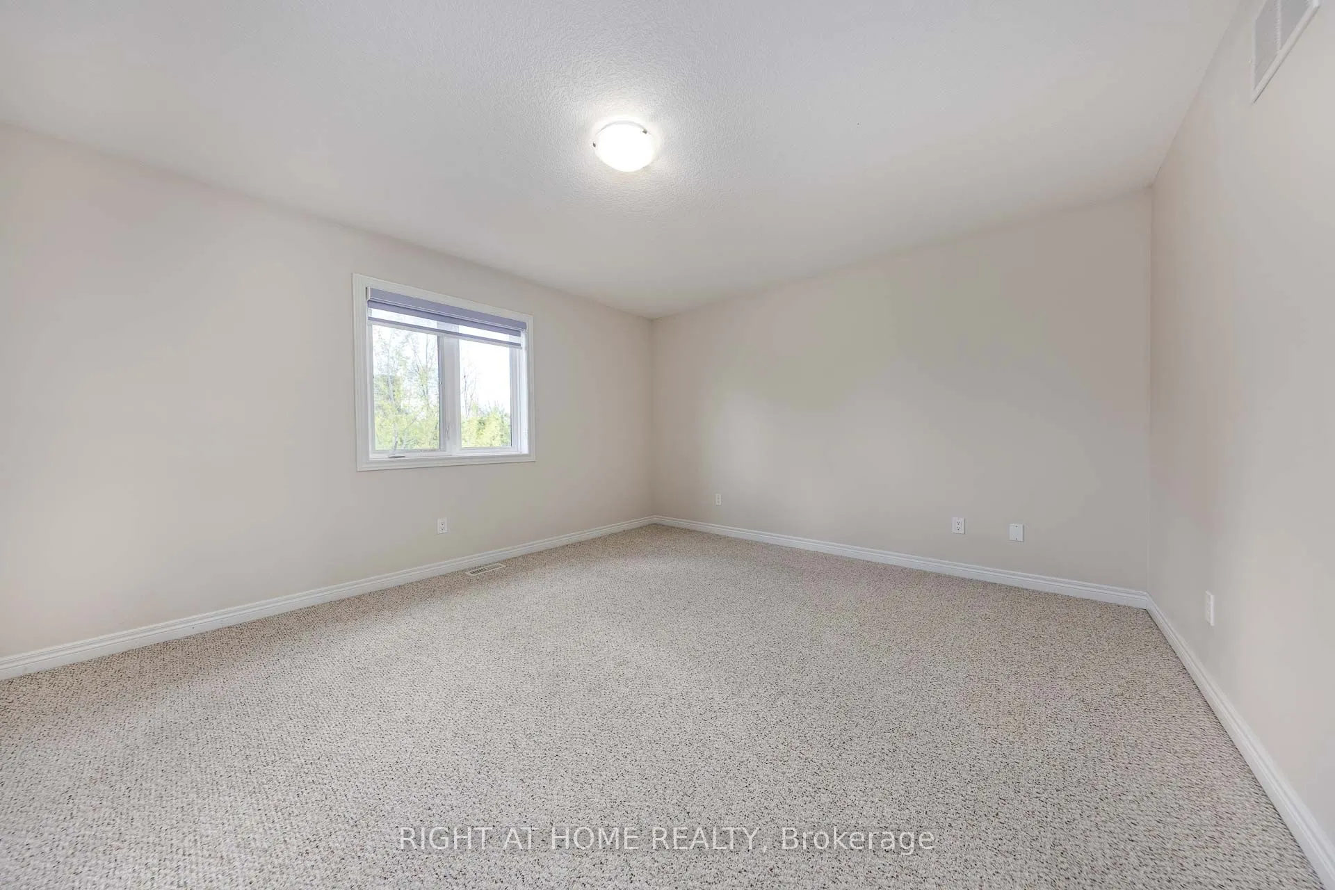 71 Southshore Crescent