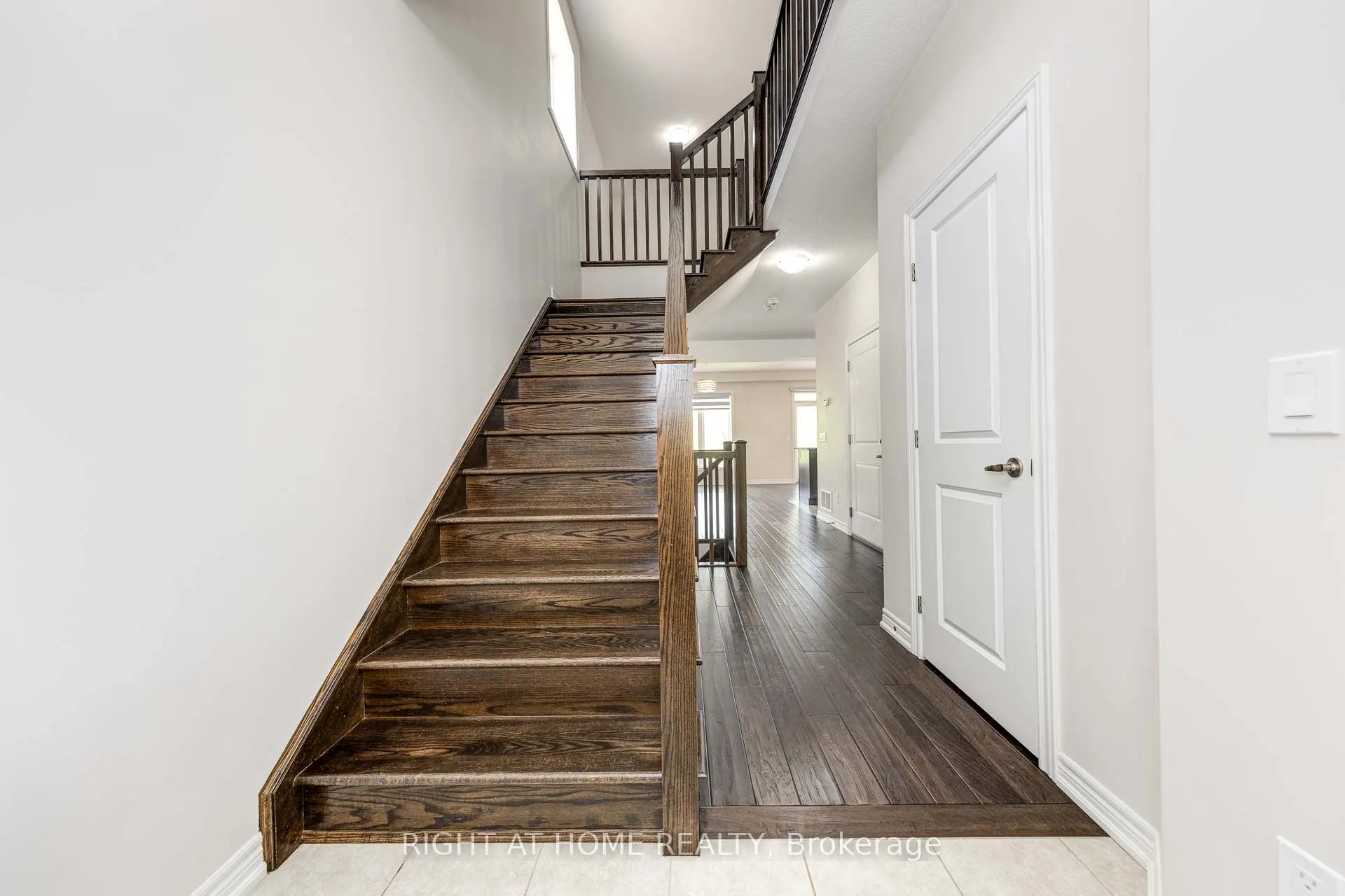 71 Southshore Crescent