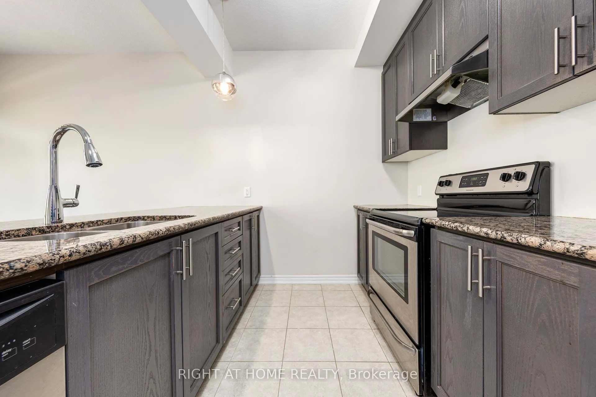 71 Southshore Crescent