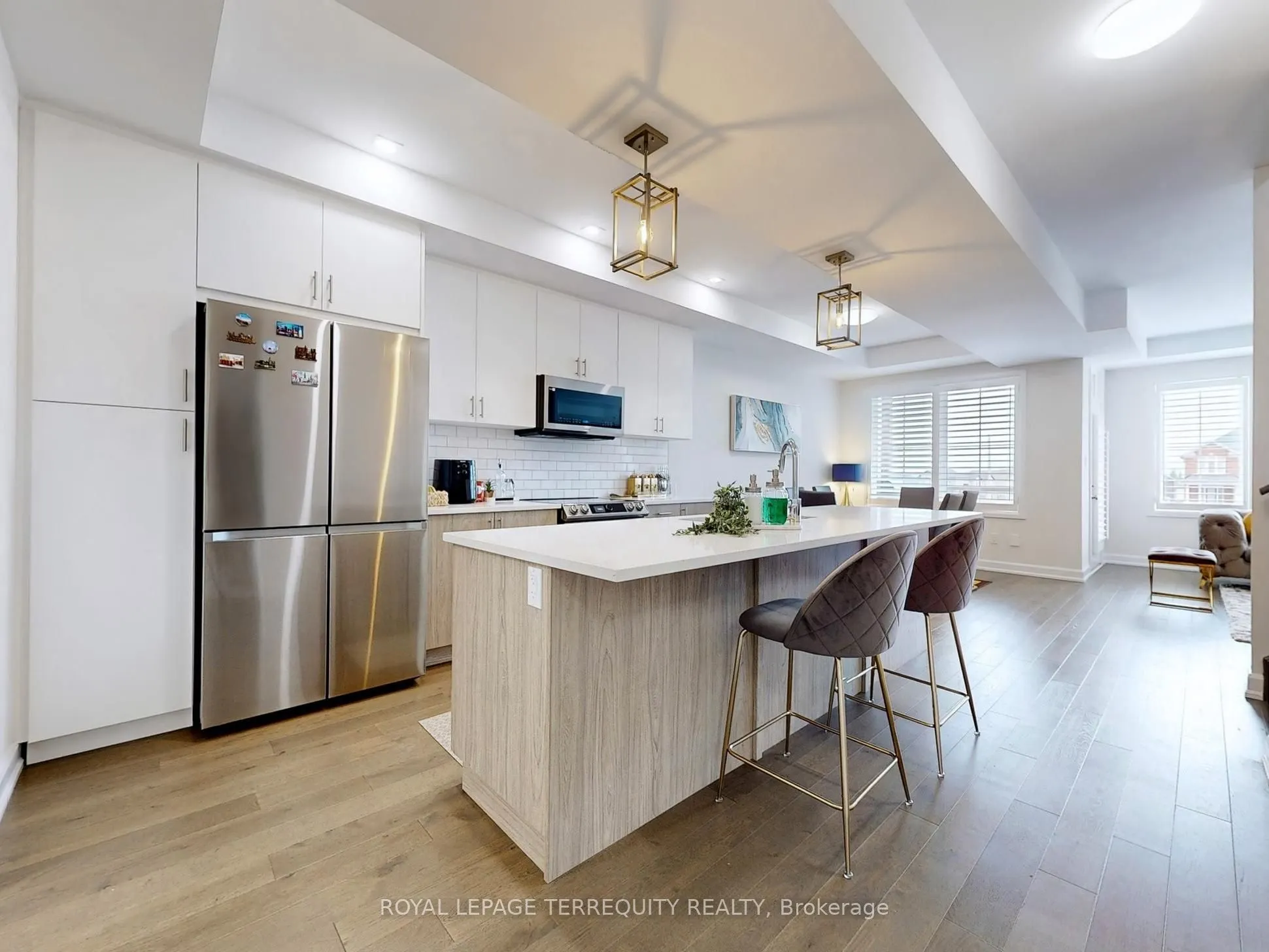 949 Bamford Terrace