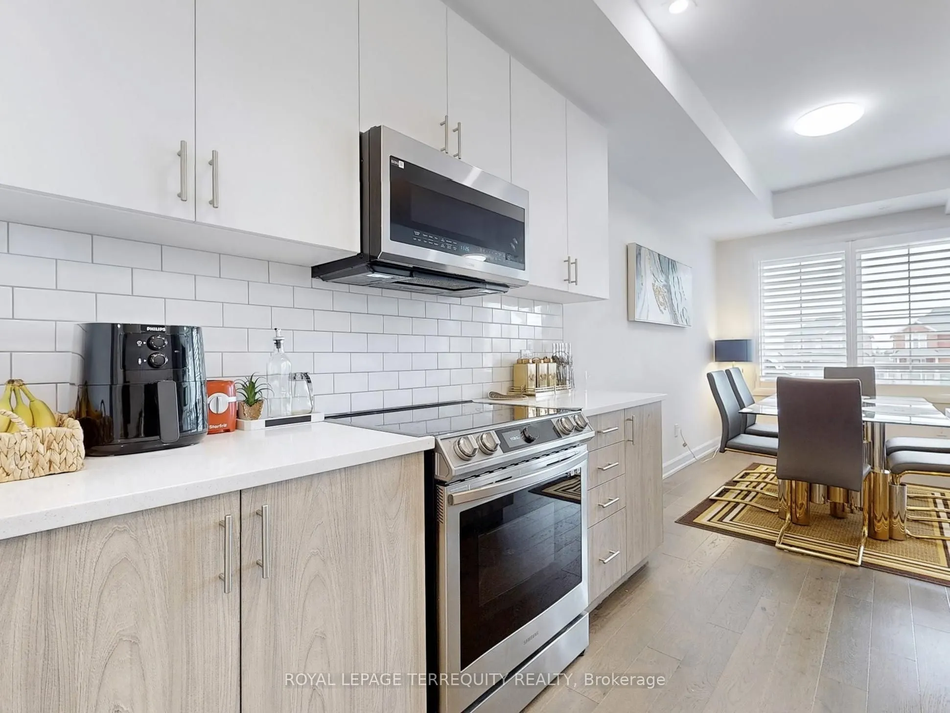949 Bamford Terrace