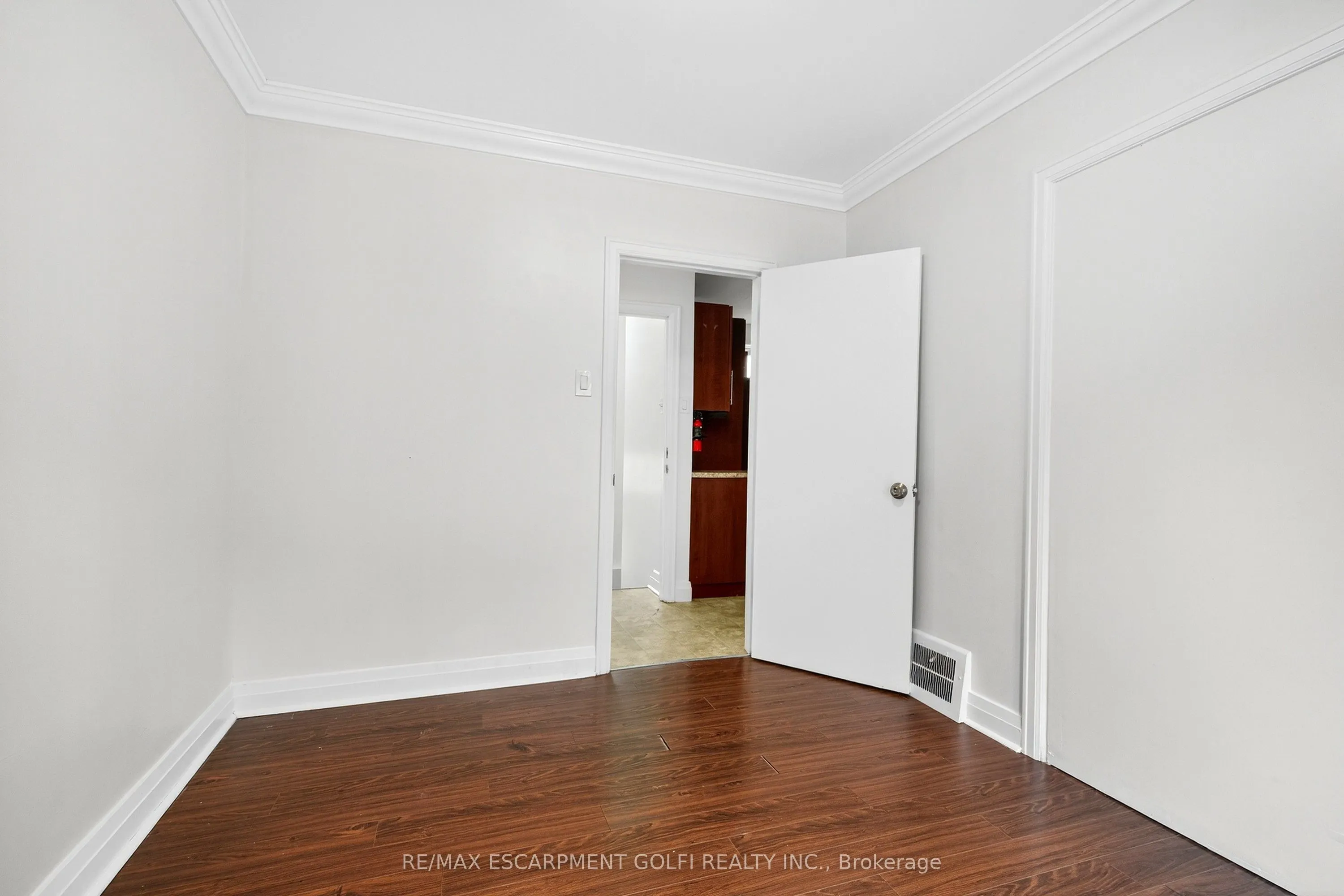 17 West 3RD Street
