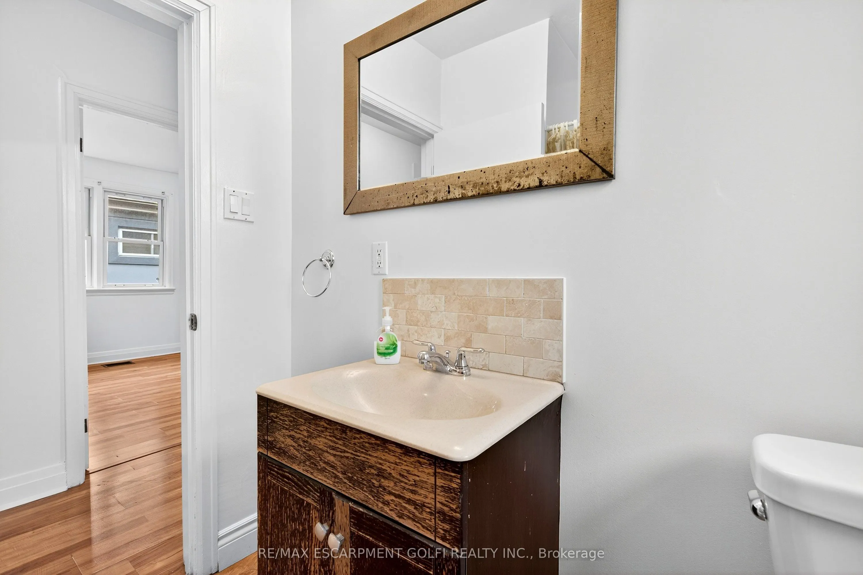 17 West 3RD Street