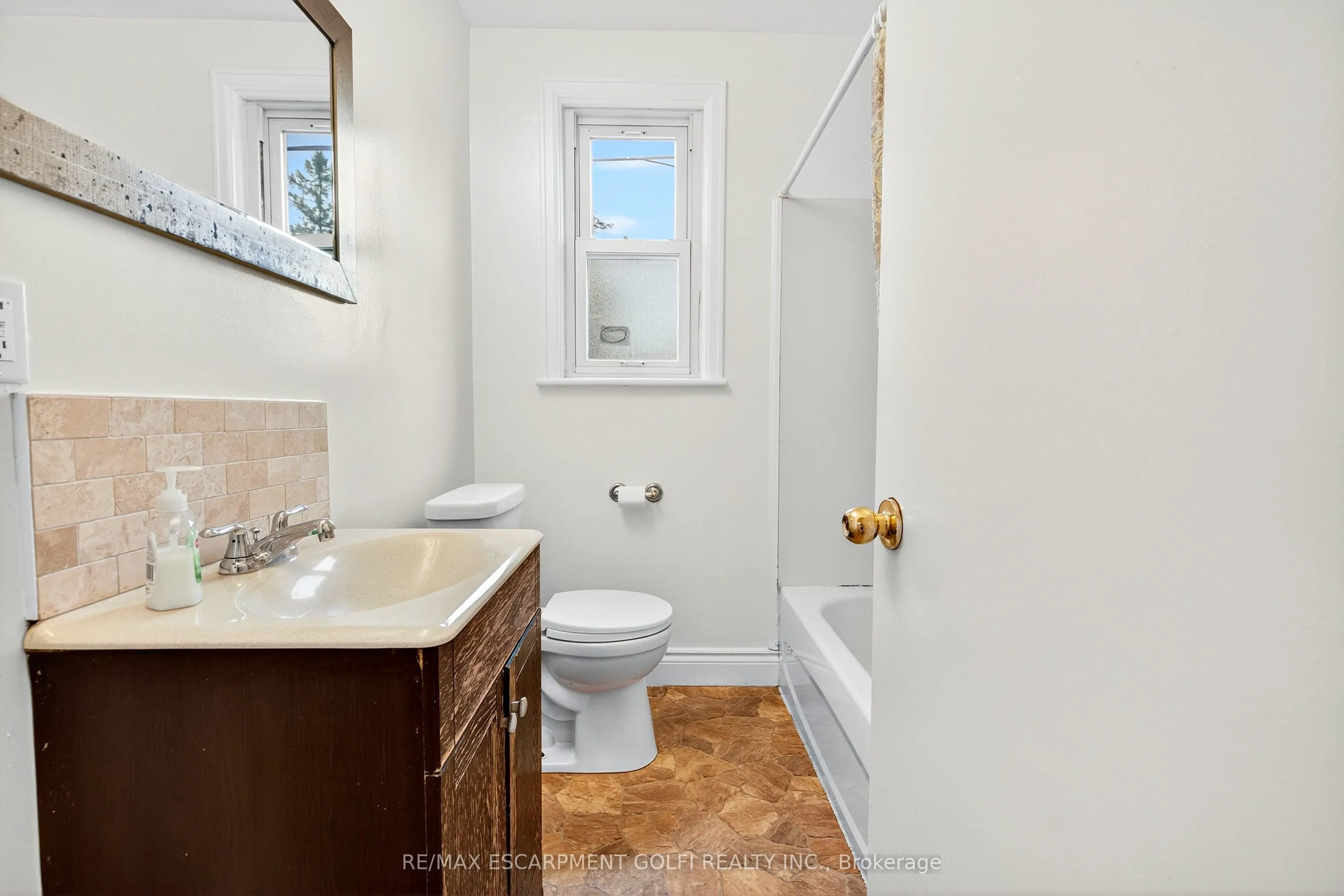17 West 3RD Street