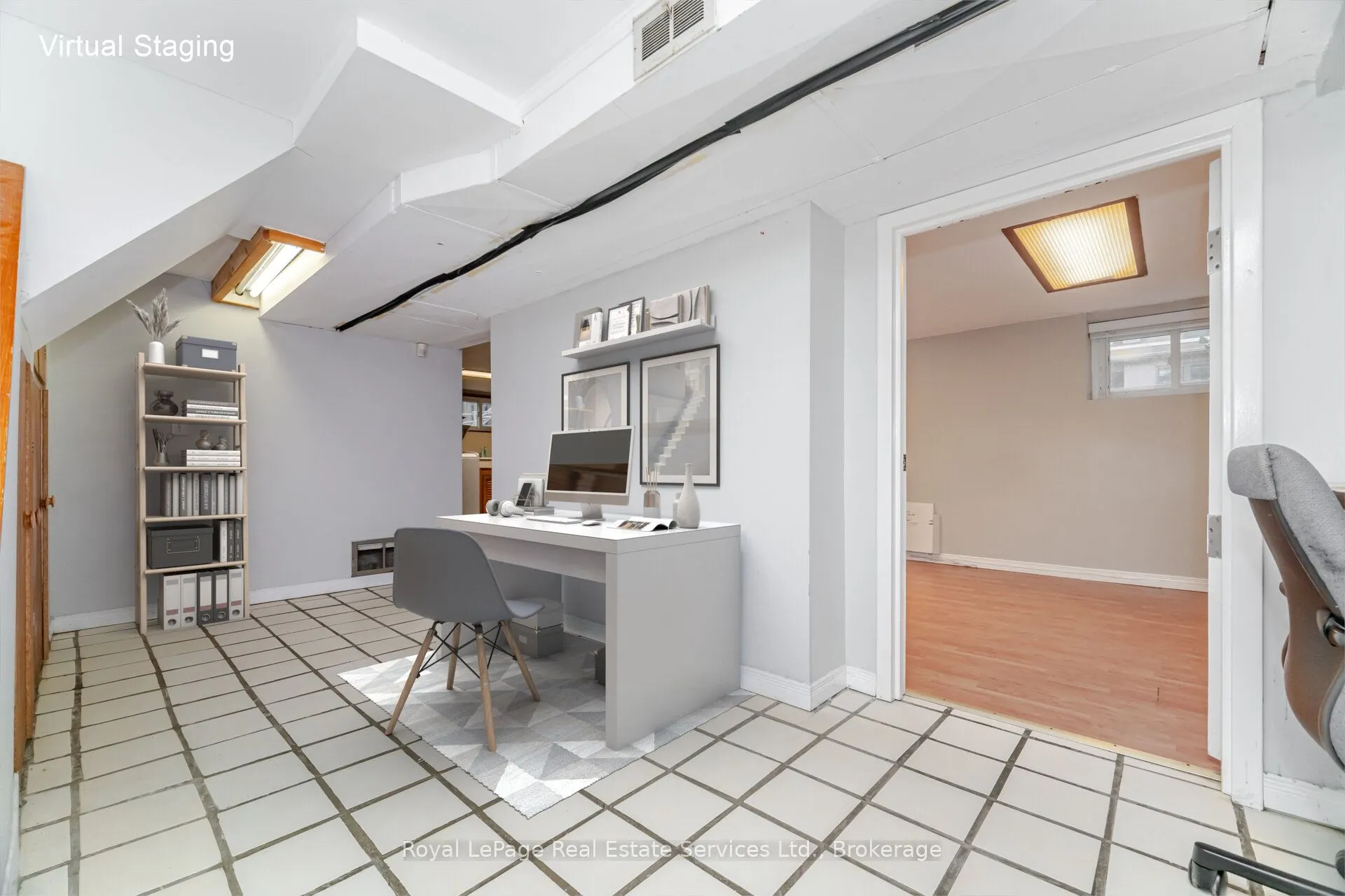 21 Paisley Avenue S