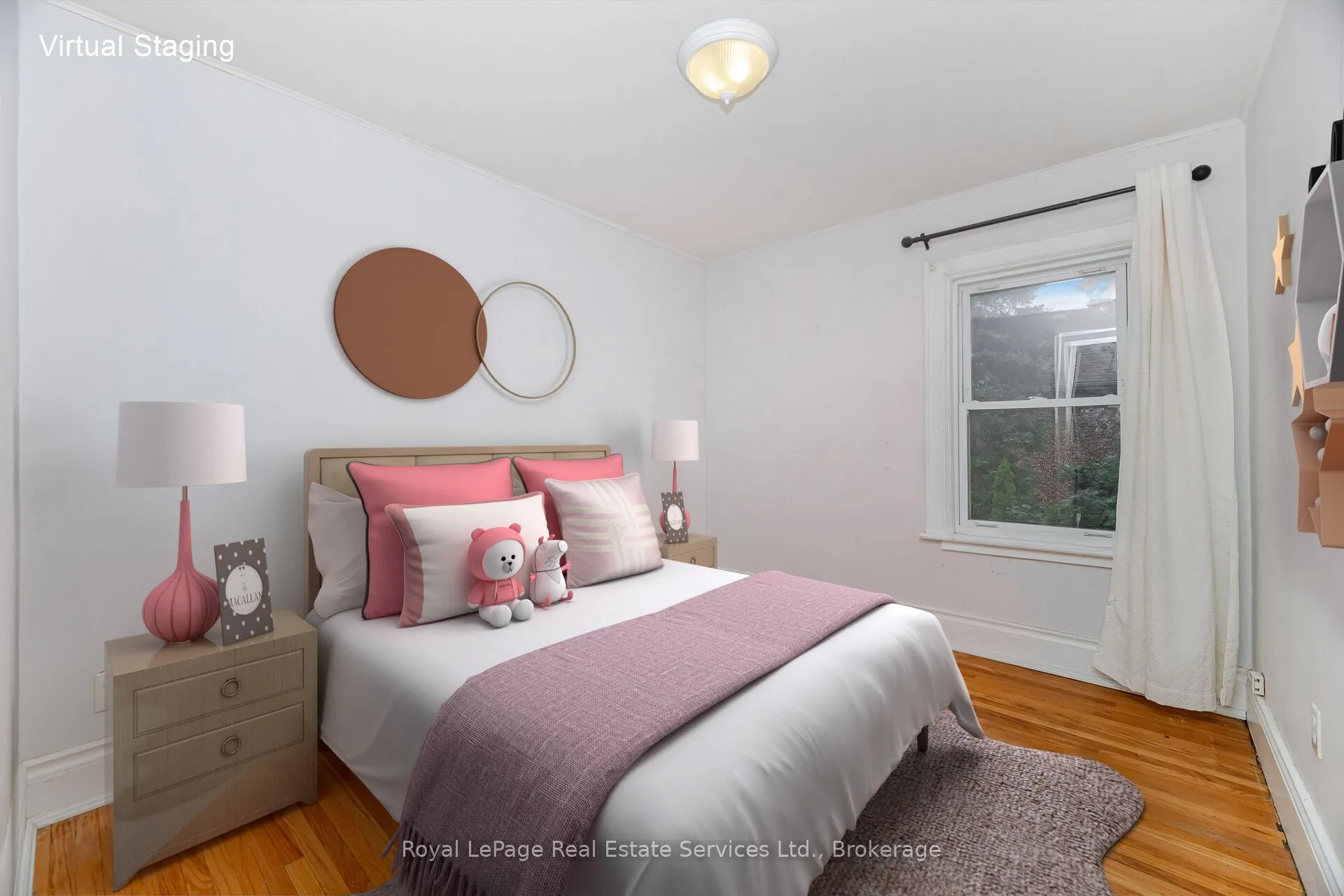 21 Paisley Avenue S
