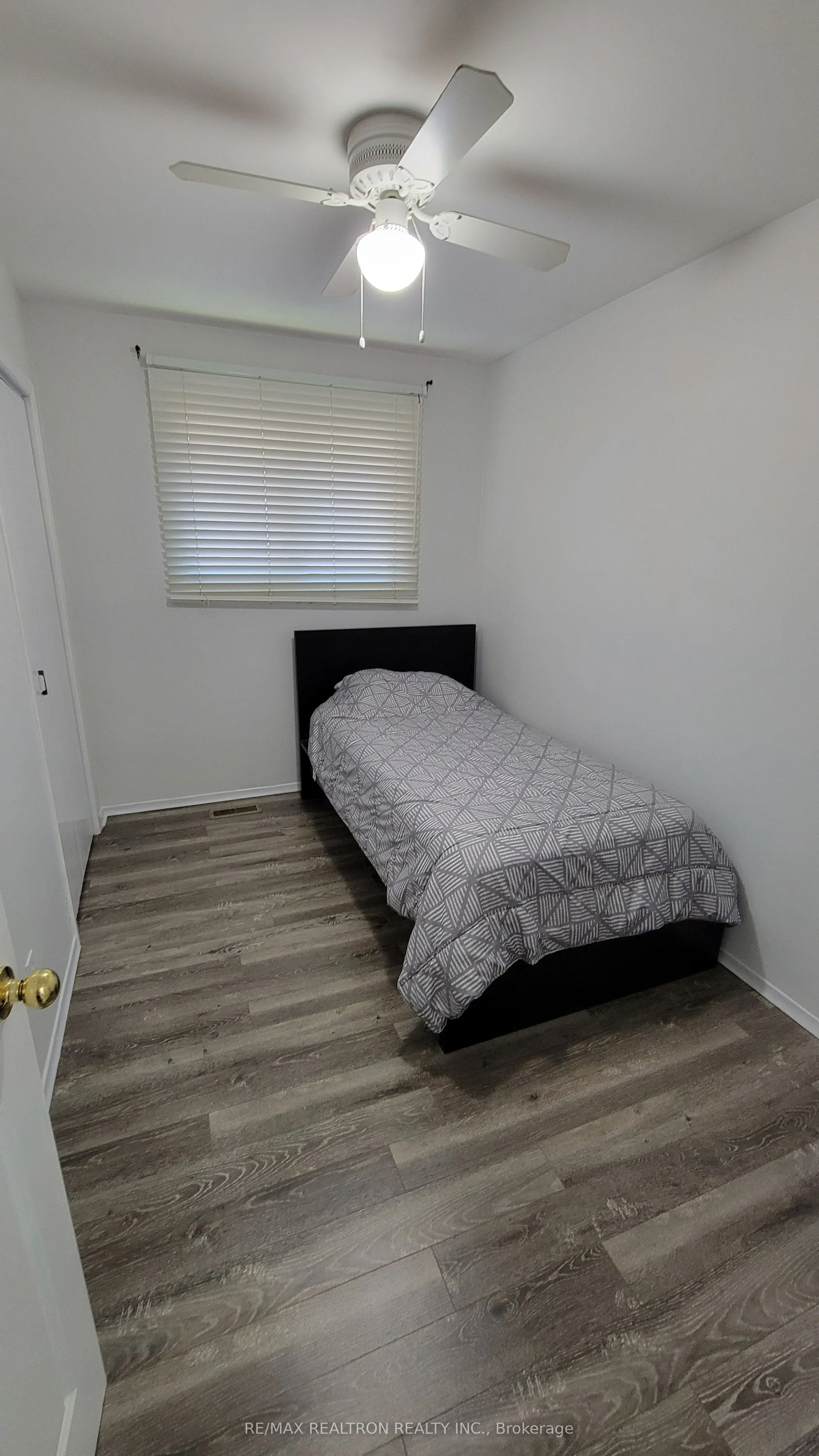65 Mcilwraith Crescent
