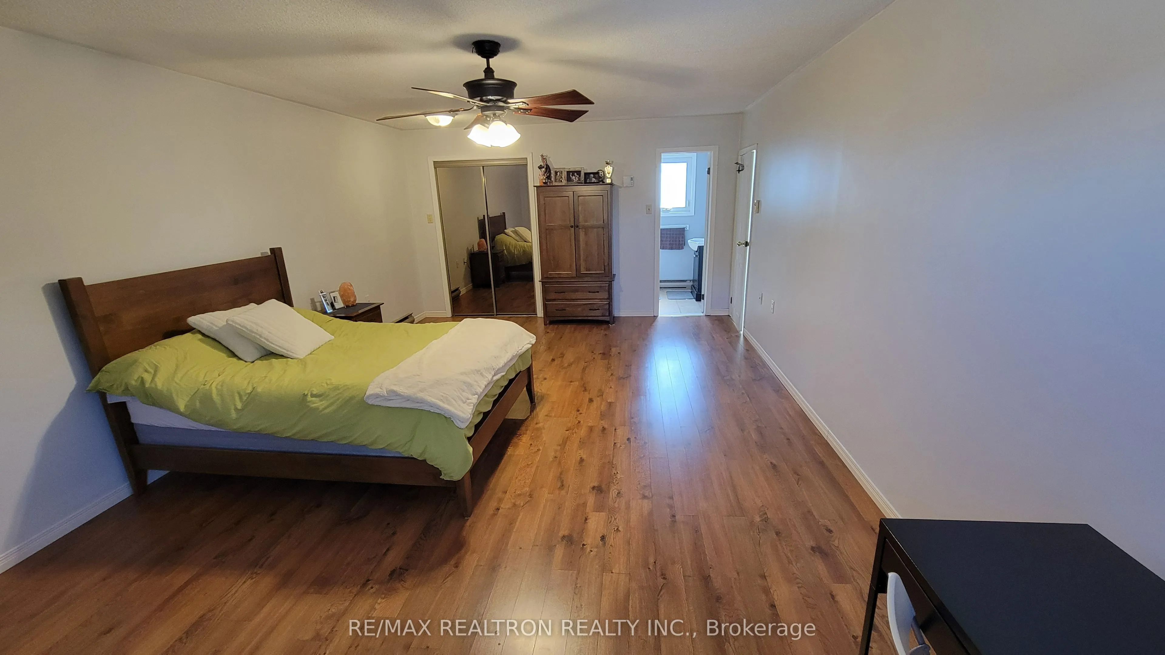 65 Mcilwraith Crescent