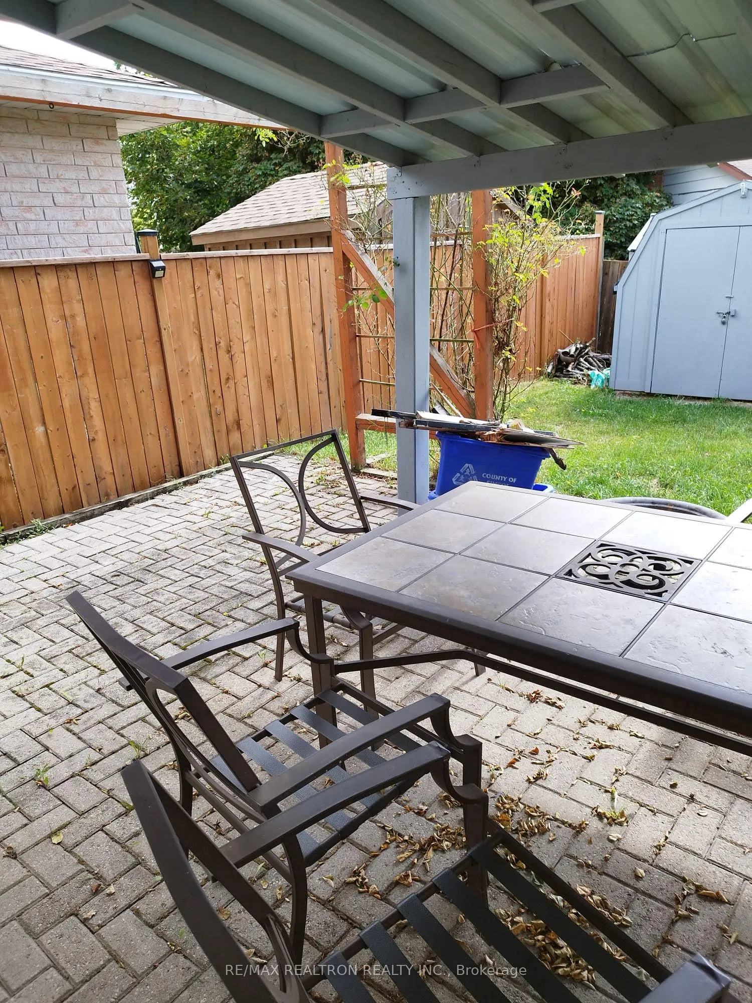65 Mcilwraith Crescent