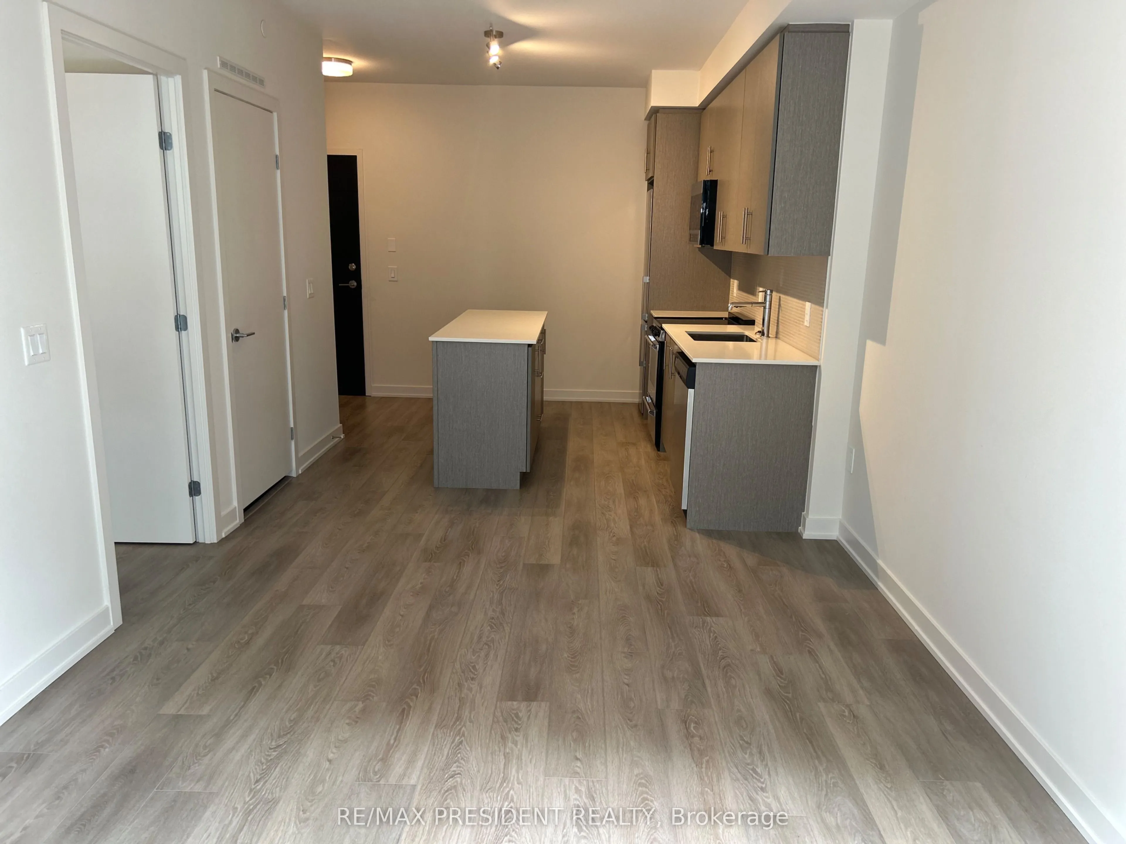 212 King William Street, #1209