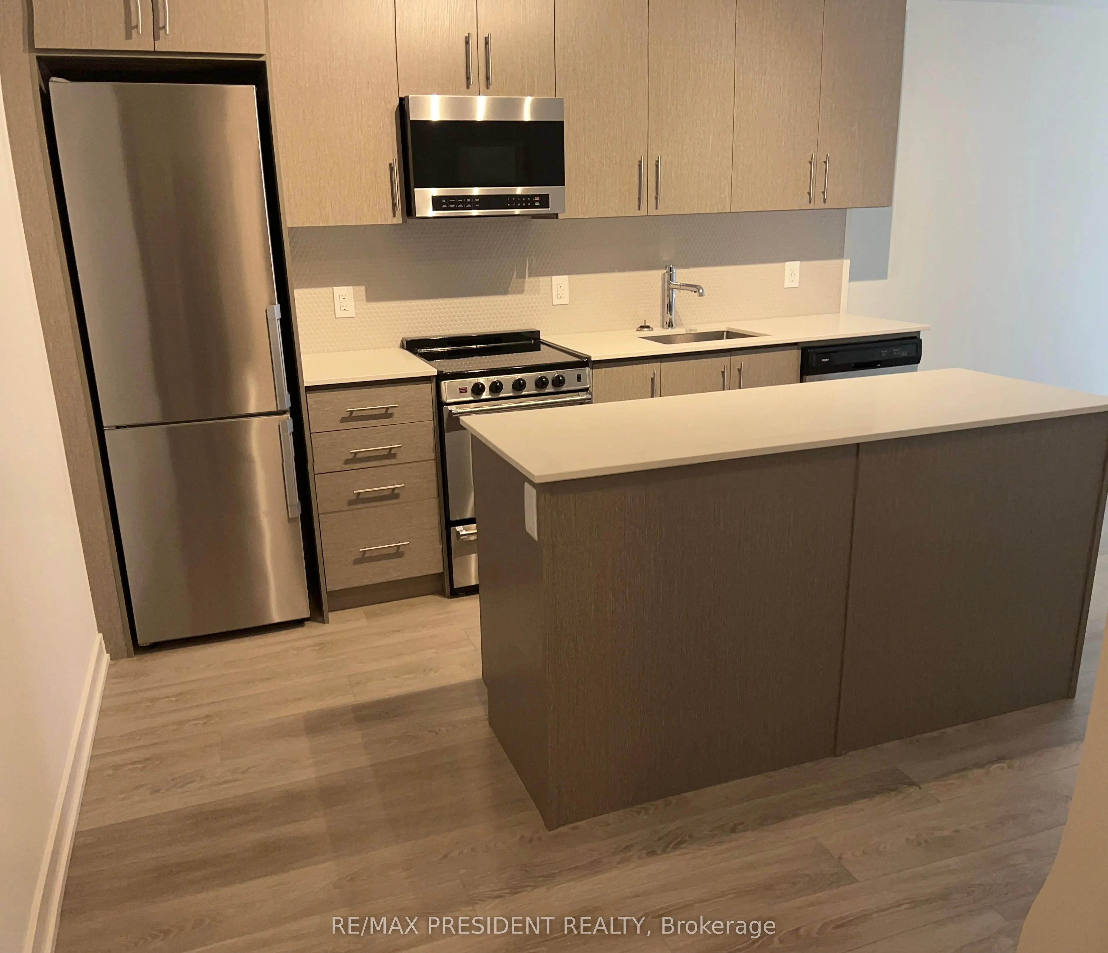 212 King William Street, #1209