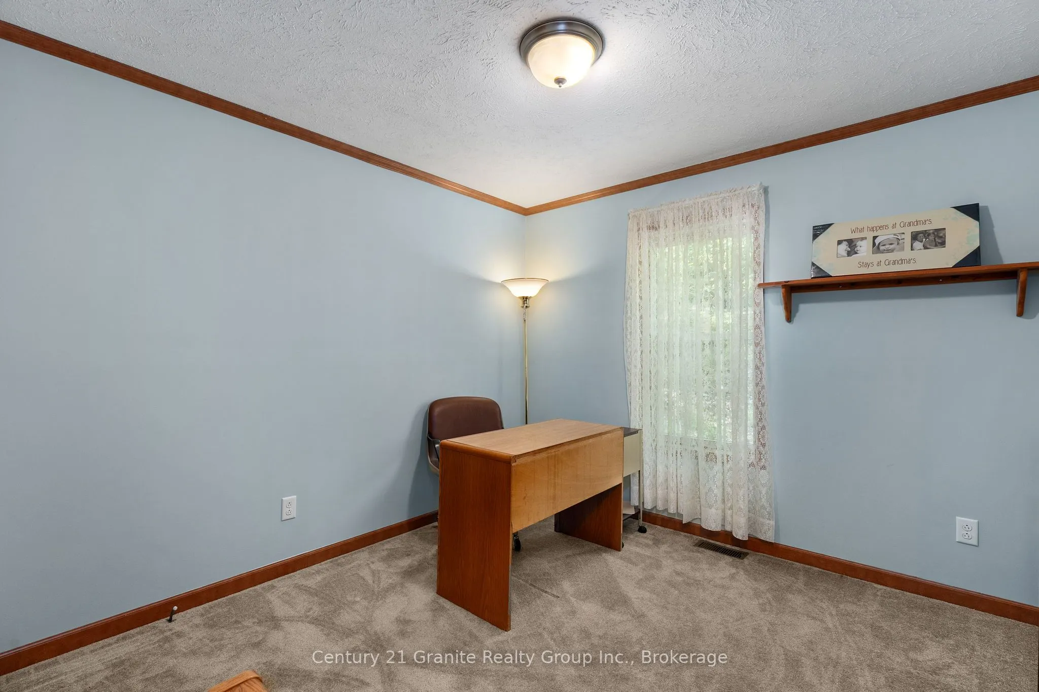 2275 Kennisis Lake Road