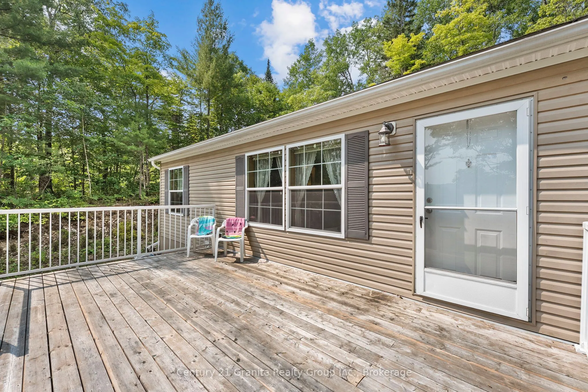 2275 Kennisis Lake Road