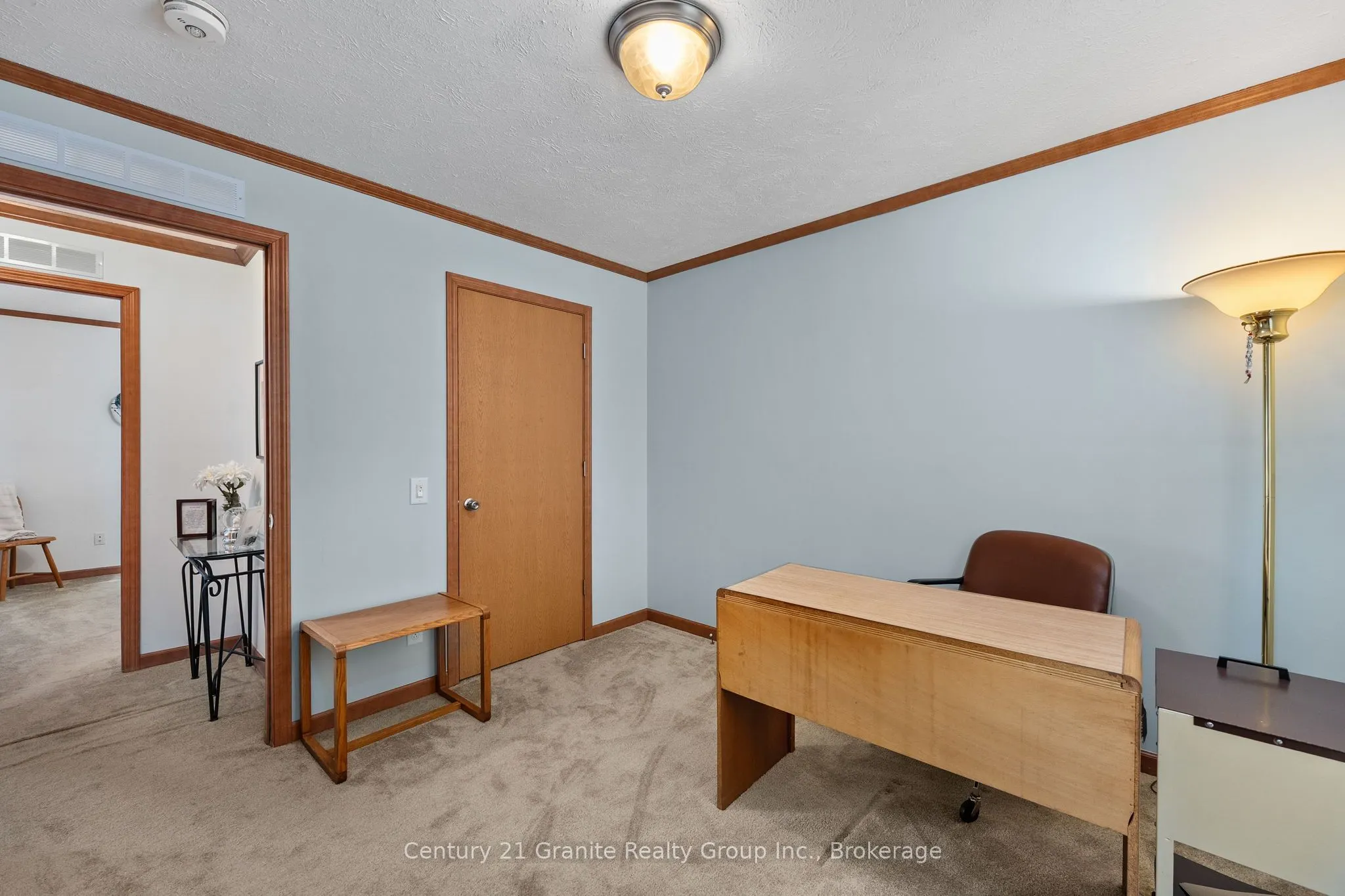 2275 Kennisis Lake Road