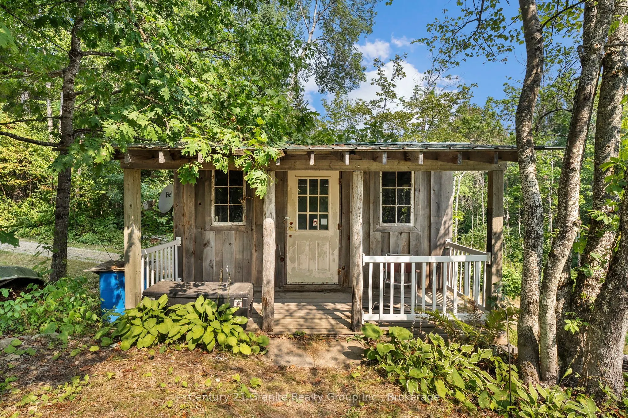 2275 Kennisis Lake Road