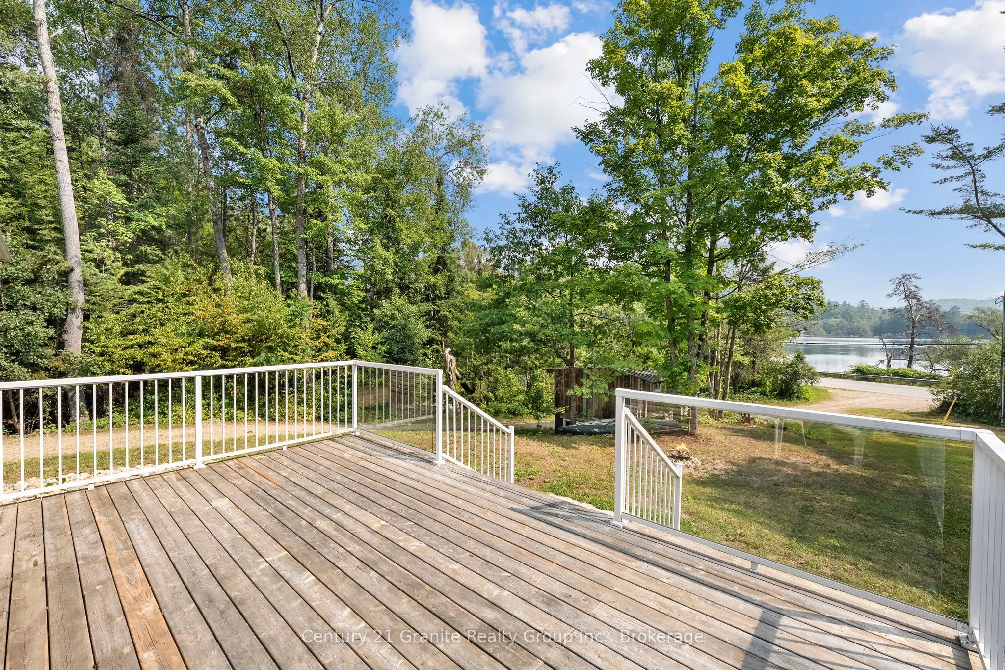 2275 Kennisis Lake Road