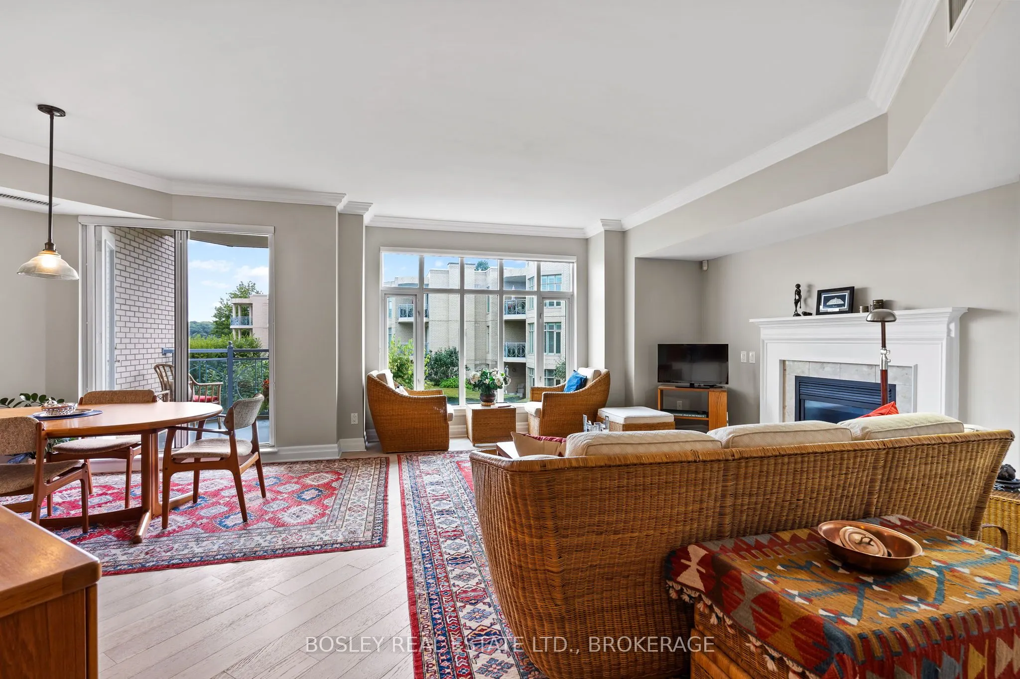 215 Ricardo Street, #205