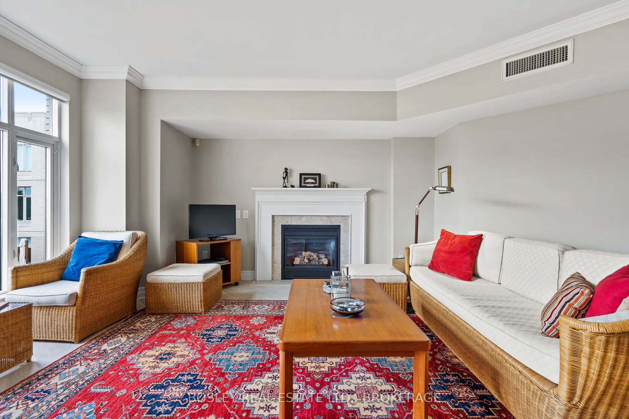 215 Ricardo Street, #205