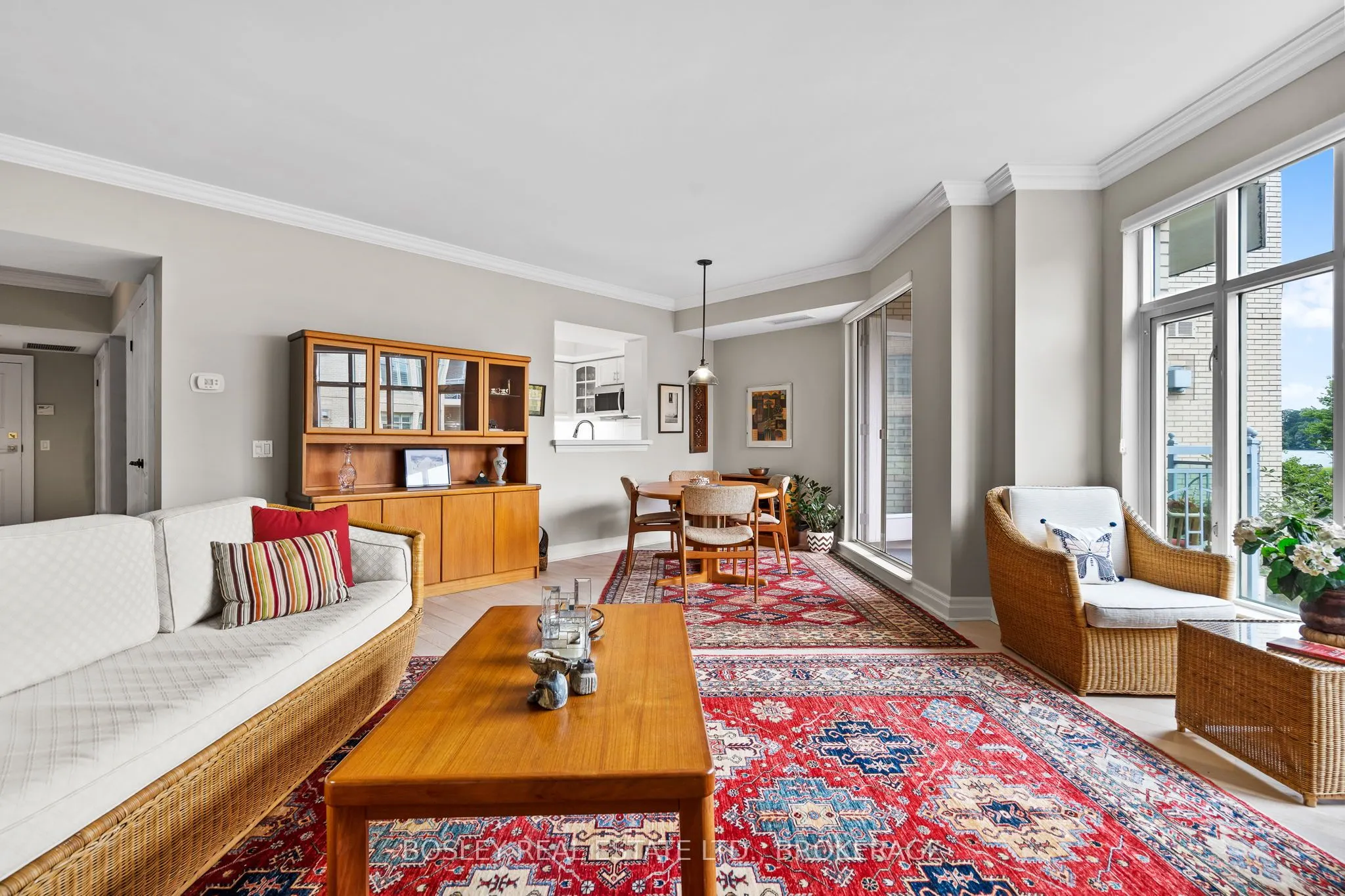 215 Ricardo Street, #205
