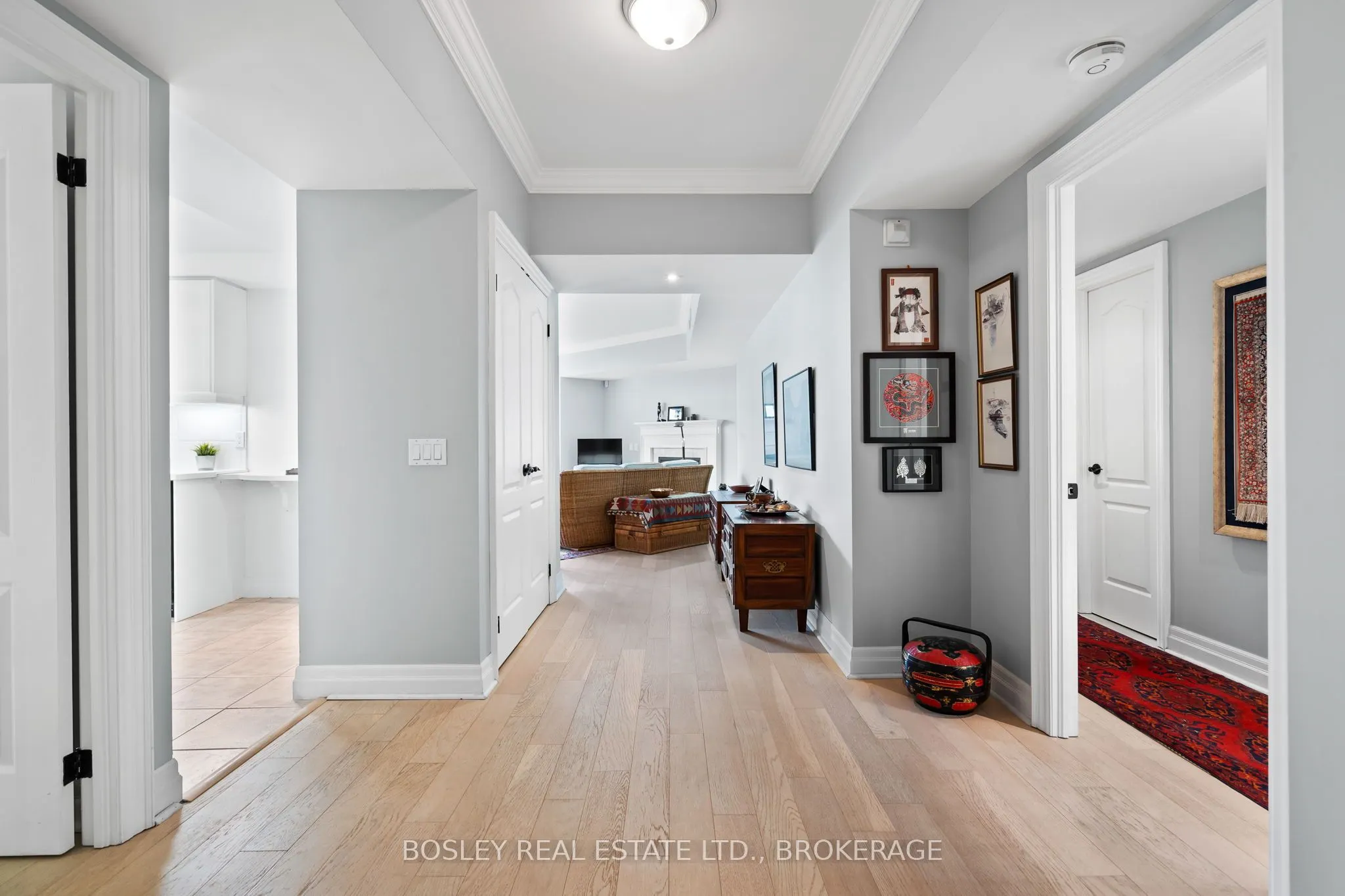 215 Ricardo Street, #205