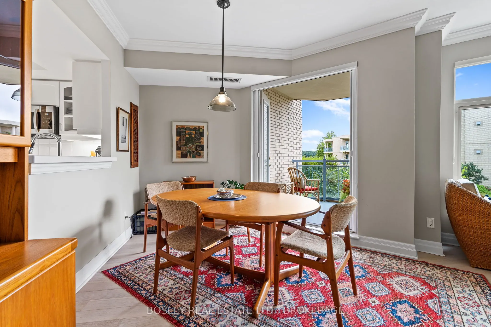 215 Ricardo Street, #205