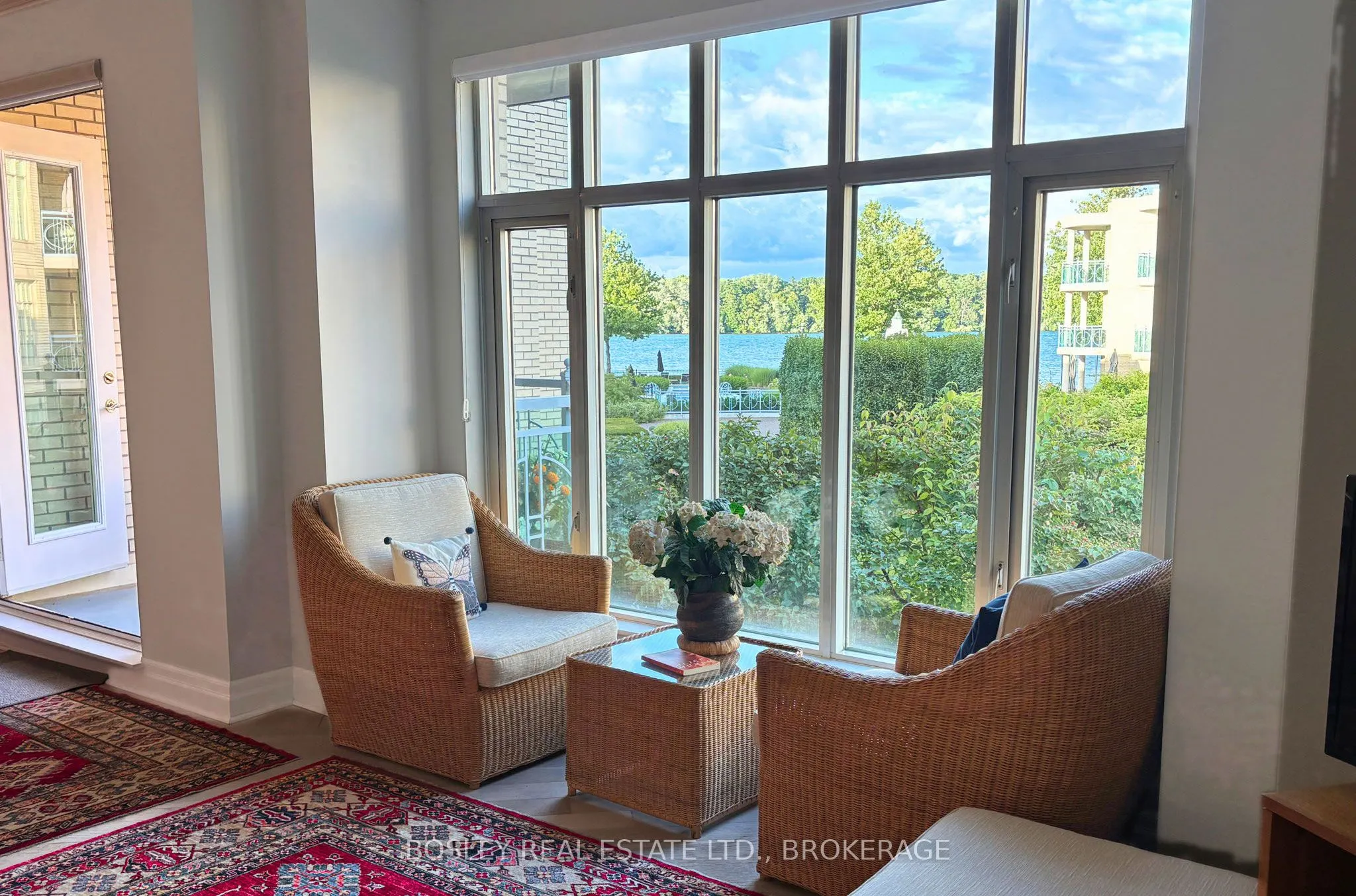 215 Ricardo Street, #205