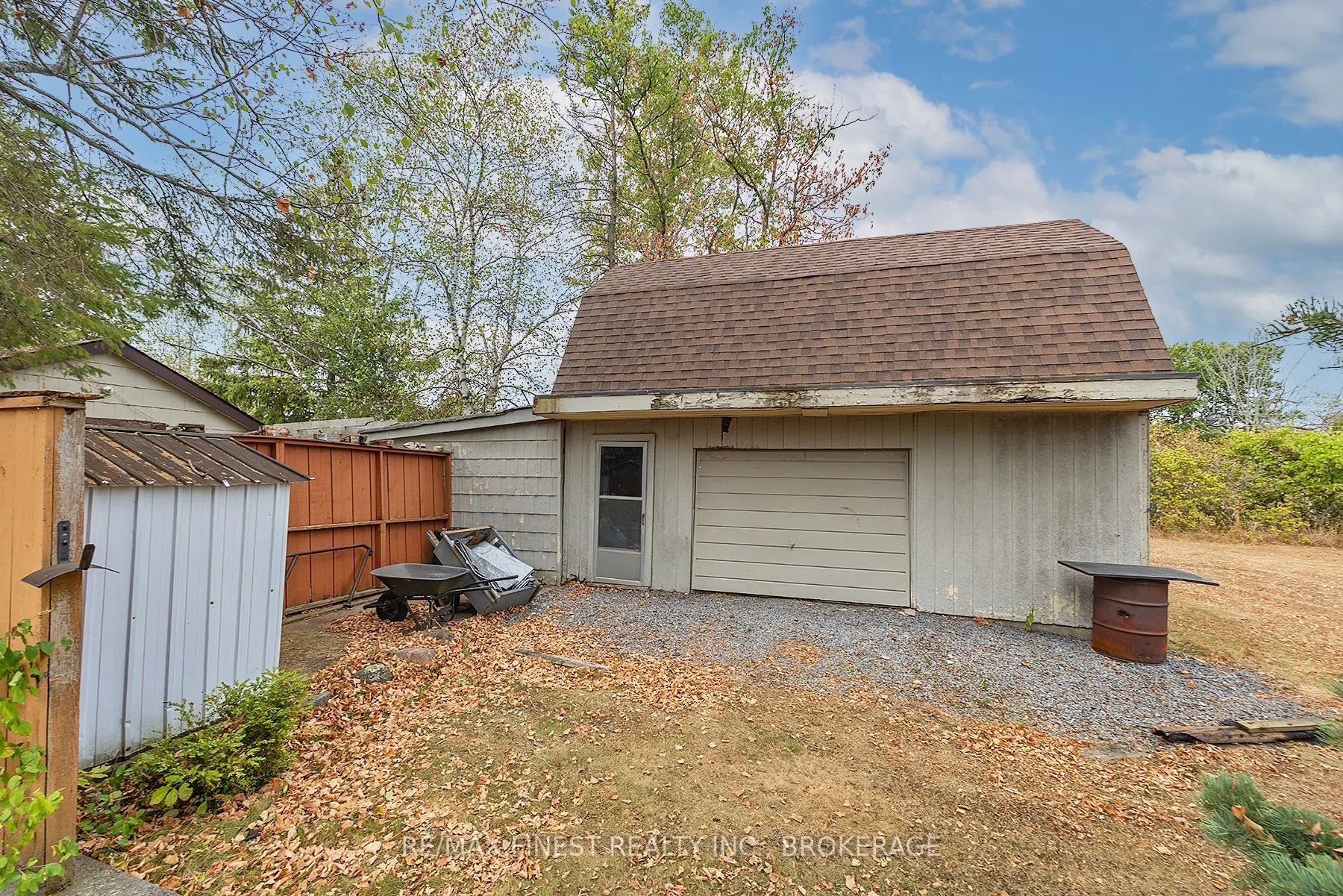2204 Unity Road