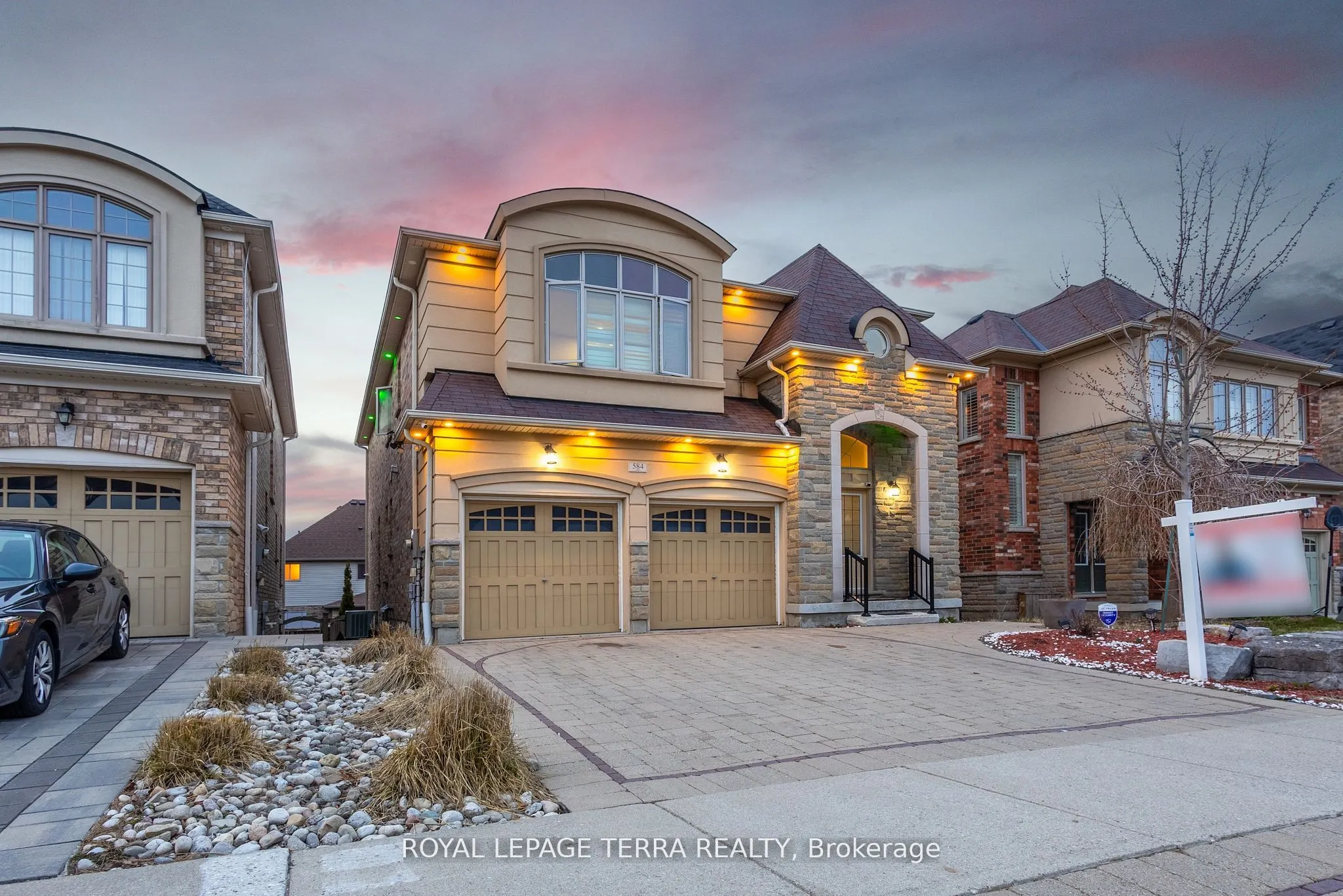 584 Pinery Trail
