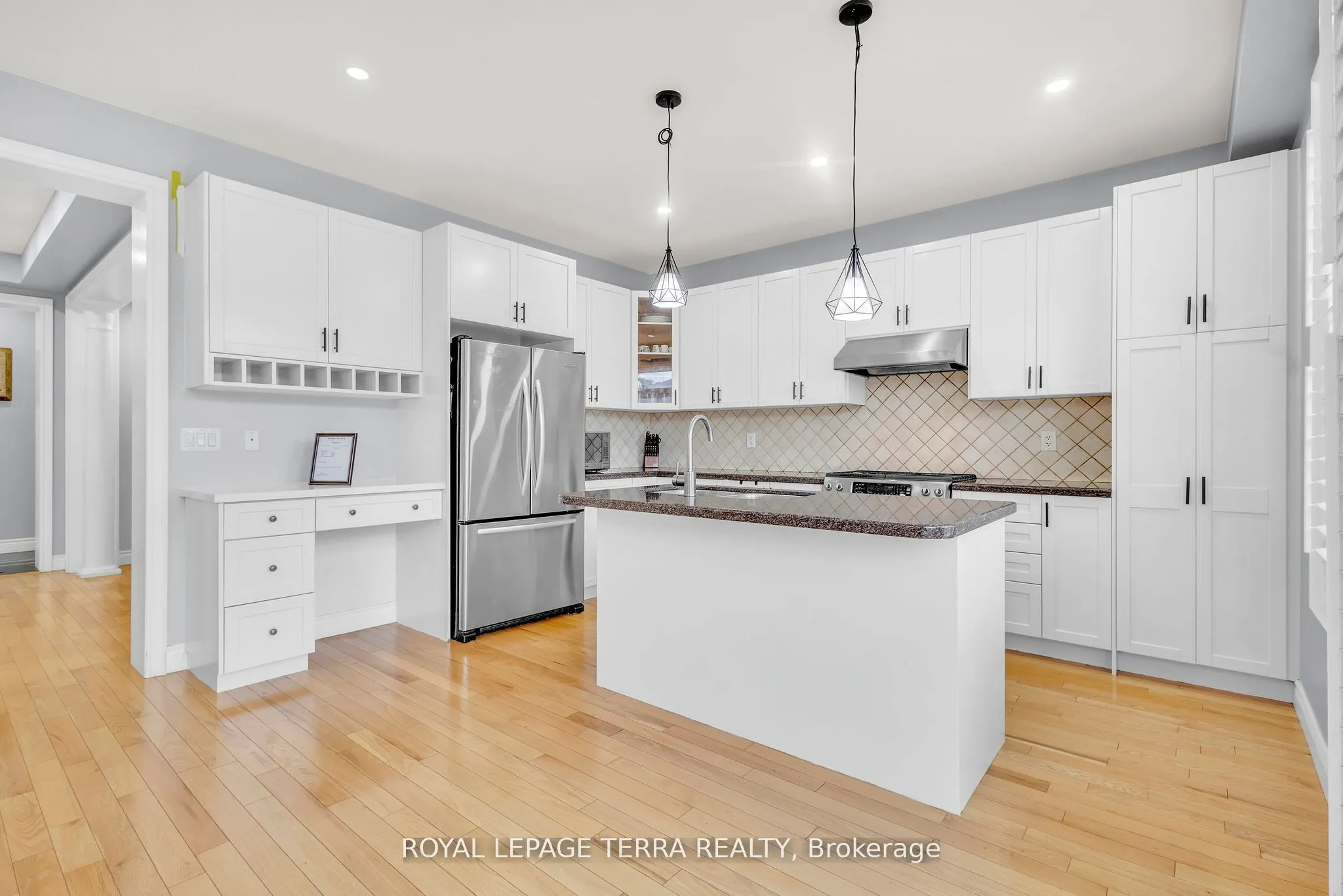 584 Pinery Trail