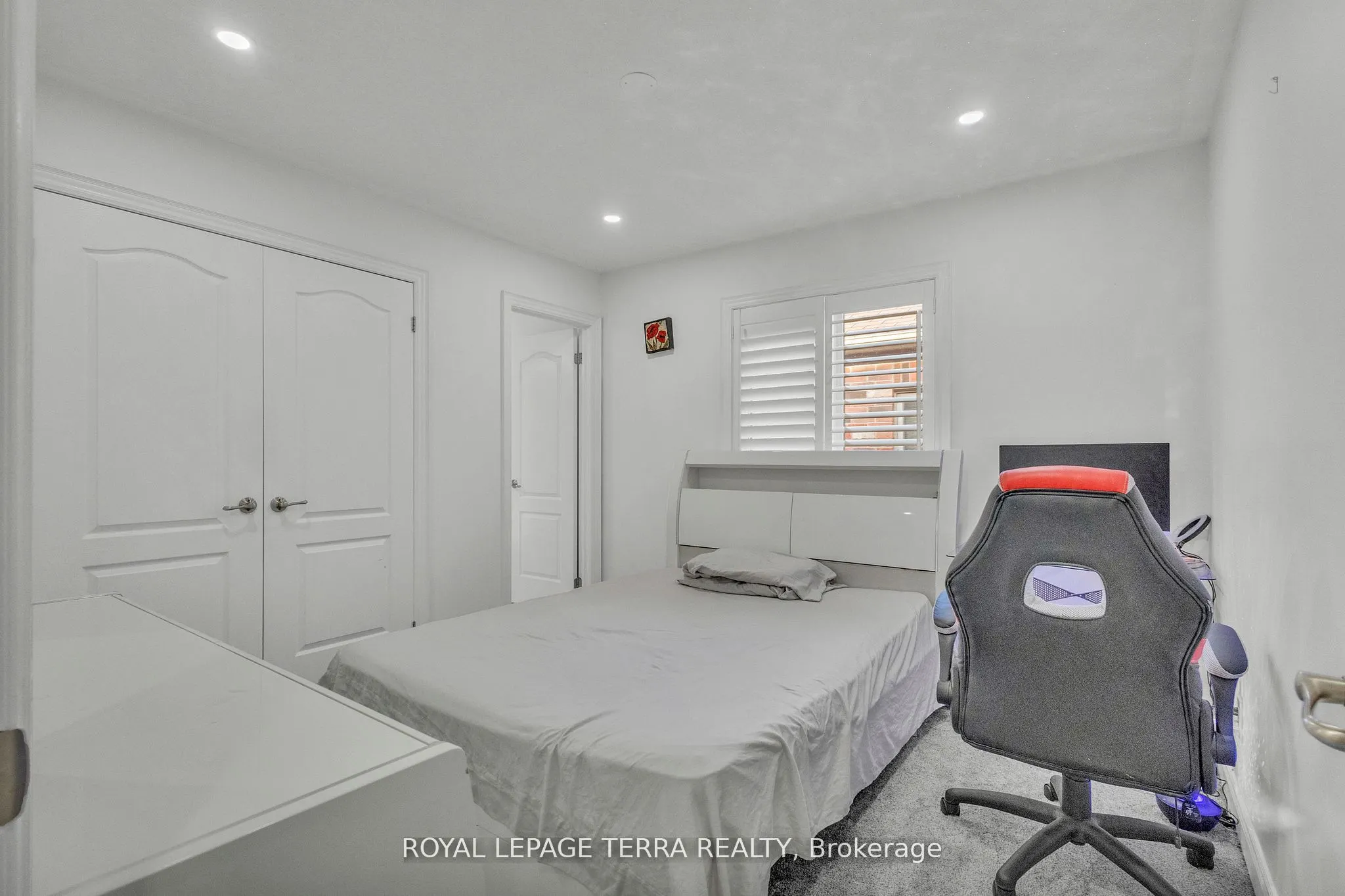 584 Pinery Trail